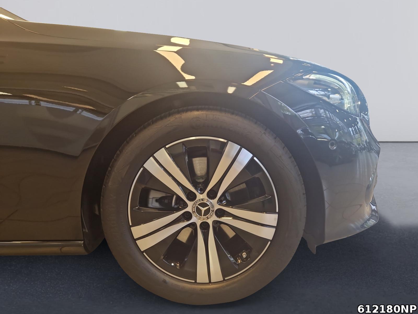 Fahrzeugabbildung Mercedes-Benz C 200 T Avantgarde LED SHZ Totwinkel Kamera