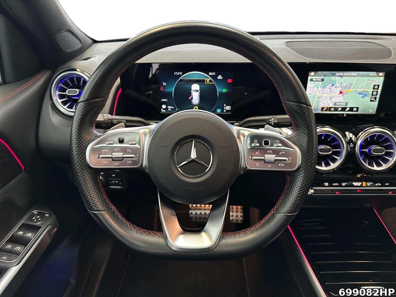 Fahrzeugabbildung Mercedes-Benz GLB 200 d AMG Night Panorama Anhängerkupplung