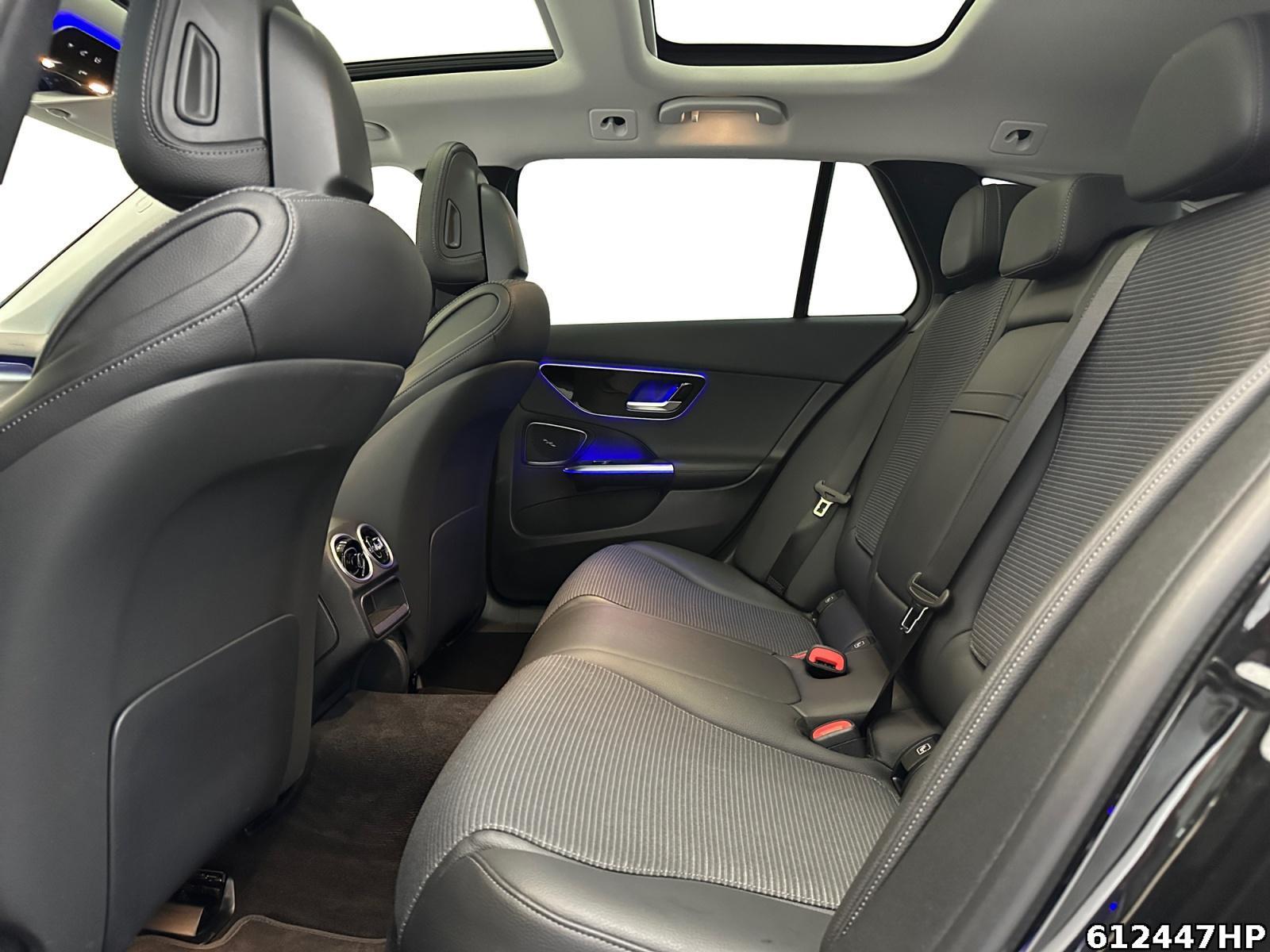 Fahrzeugabbildung Mercedes-Benz C 300 e T Avantgarde Pano AHK Distronic Ambiente