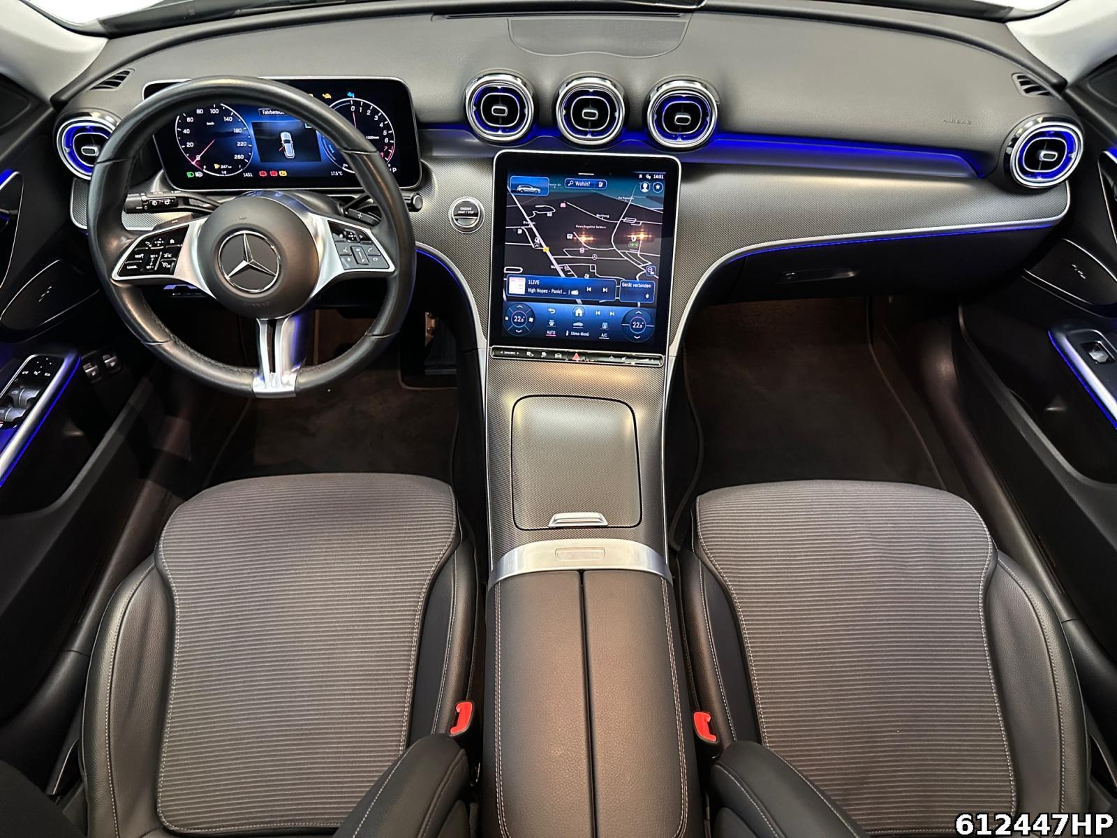 Fahrzeugabbildung Mercedes-Benz C 300 e T Avantgarde Pano AHK Distronic Ambiente