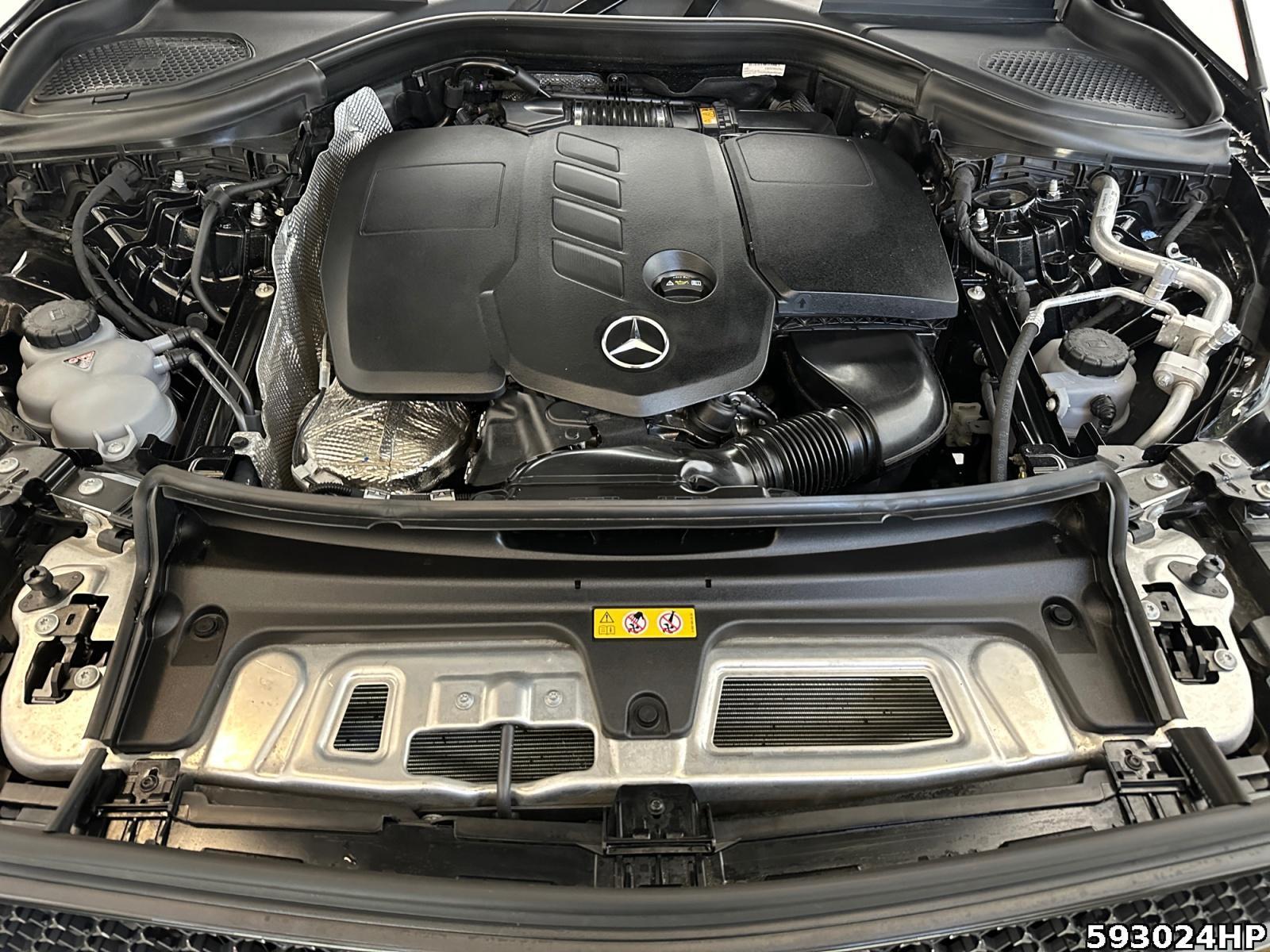 Fahrzeugabbildung Mercedes-Benz GLC 220 d 4M AMG Pano CarPlay AHK Ambiente