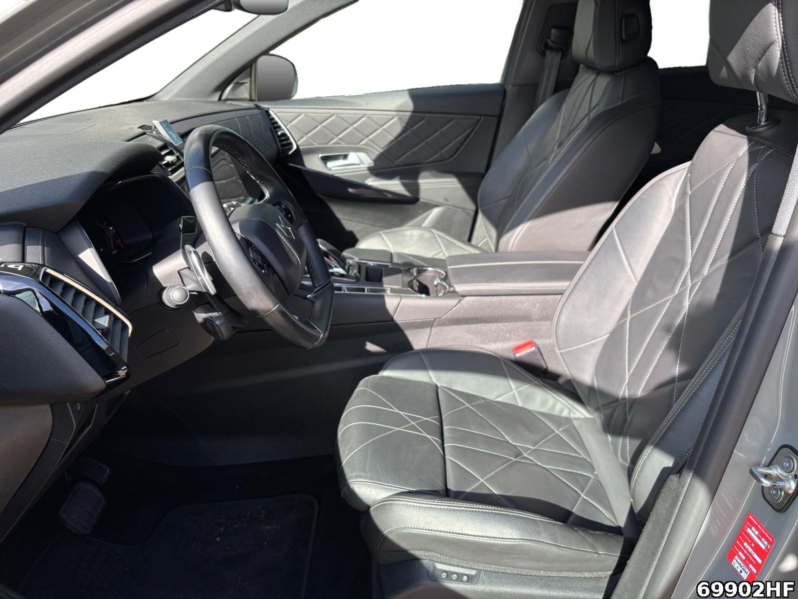 Fahrzeugabbildung DS Automobiles DS7 Crossback 1.5 BlueHDi 130 Rivoli (EU6d)