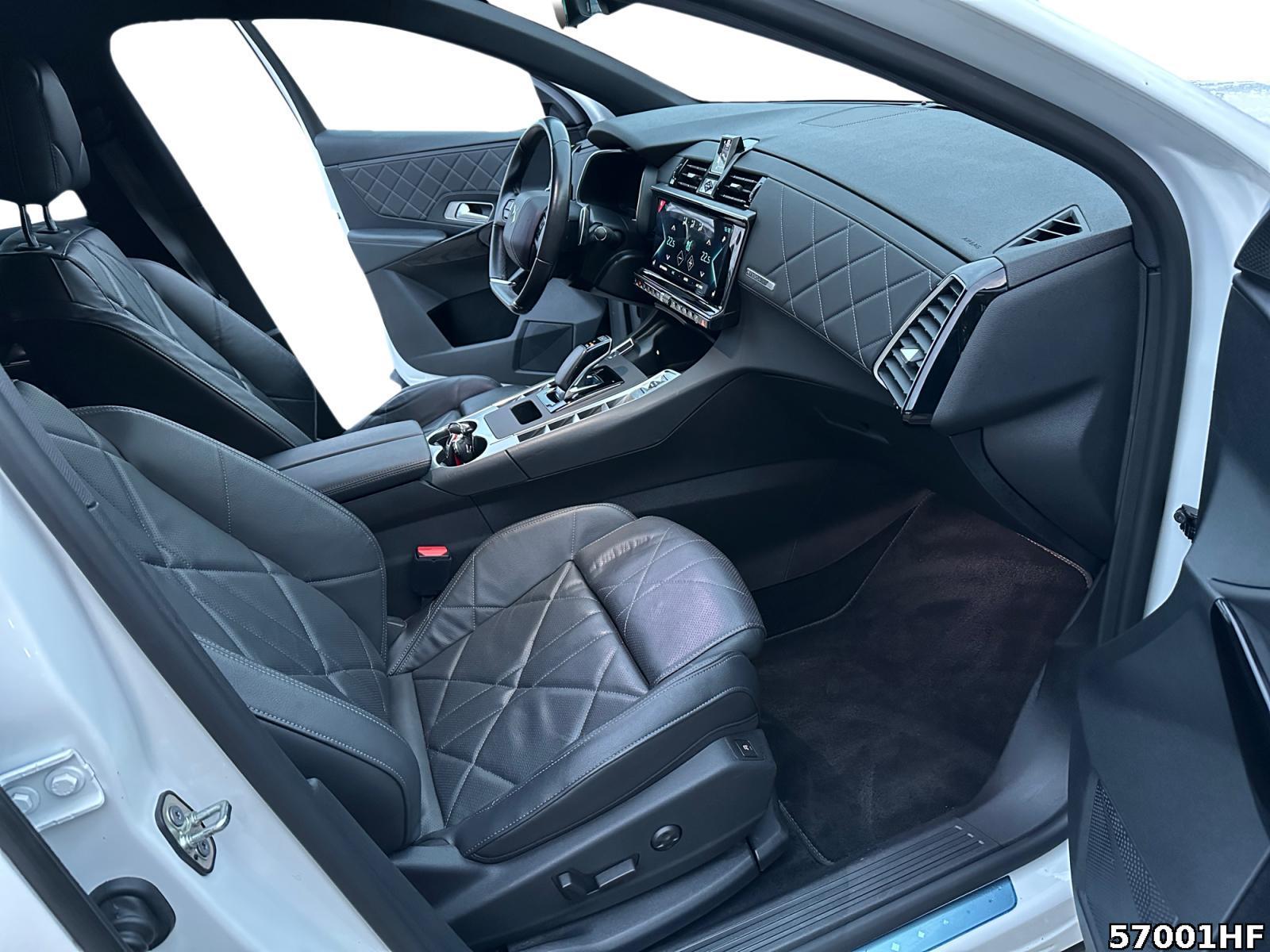 Fahrzeugabbildung DS Automobiles DS7 Crossback Rivoli