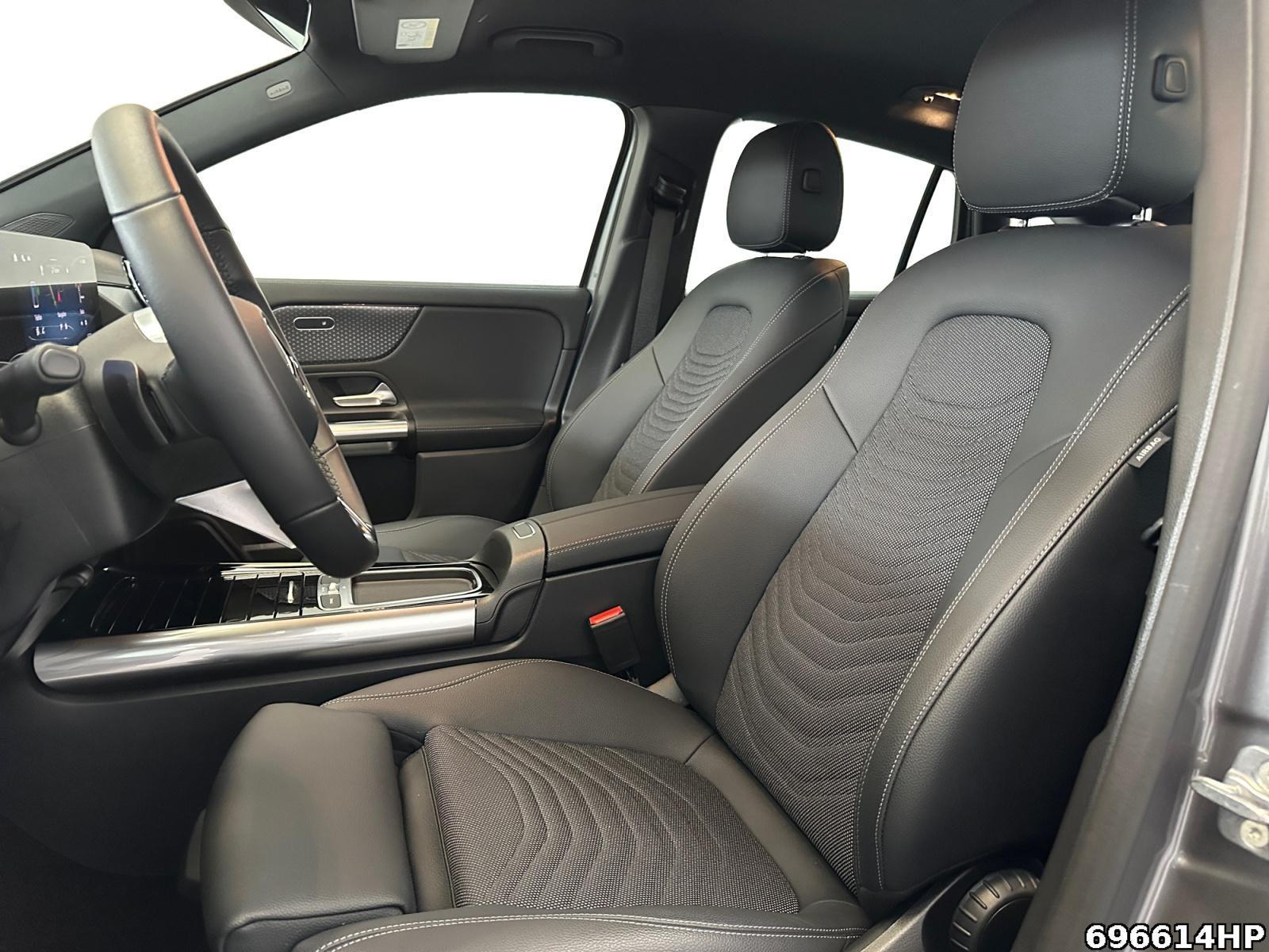 Fahrzeugabbildung Mercedes-Benz GLA 200 Progressive AHK Distronic LED