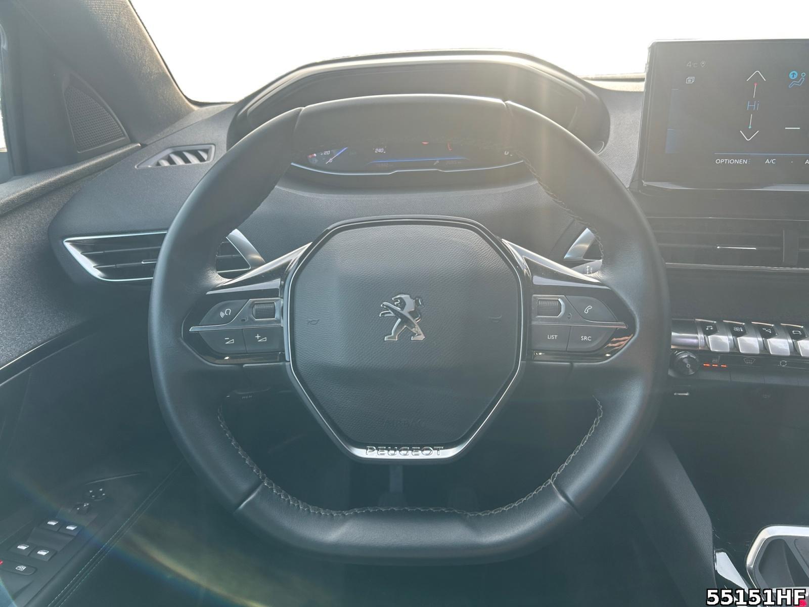 Fahrzeugabbildung Peugeot 3008 Allure Pack NAVI+SHZ+LED+CARPLAY