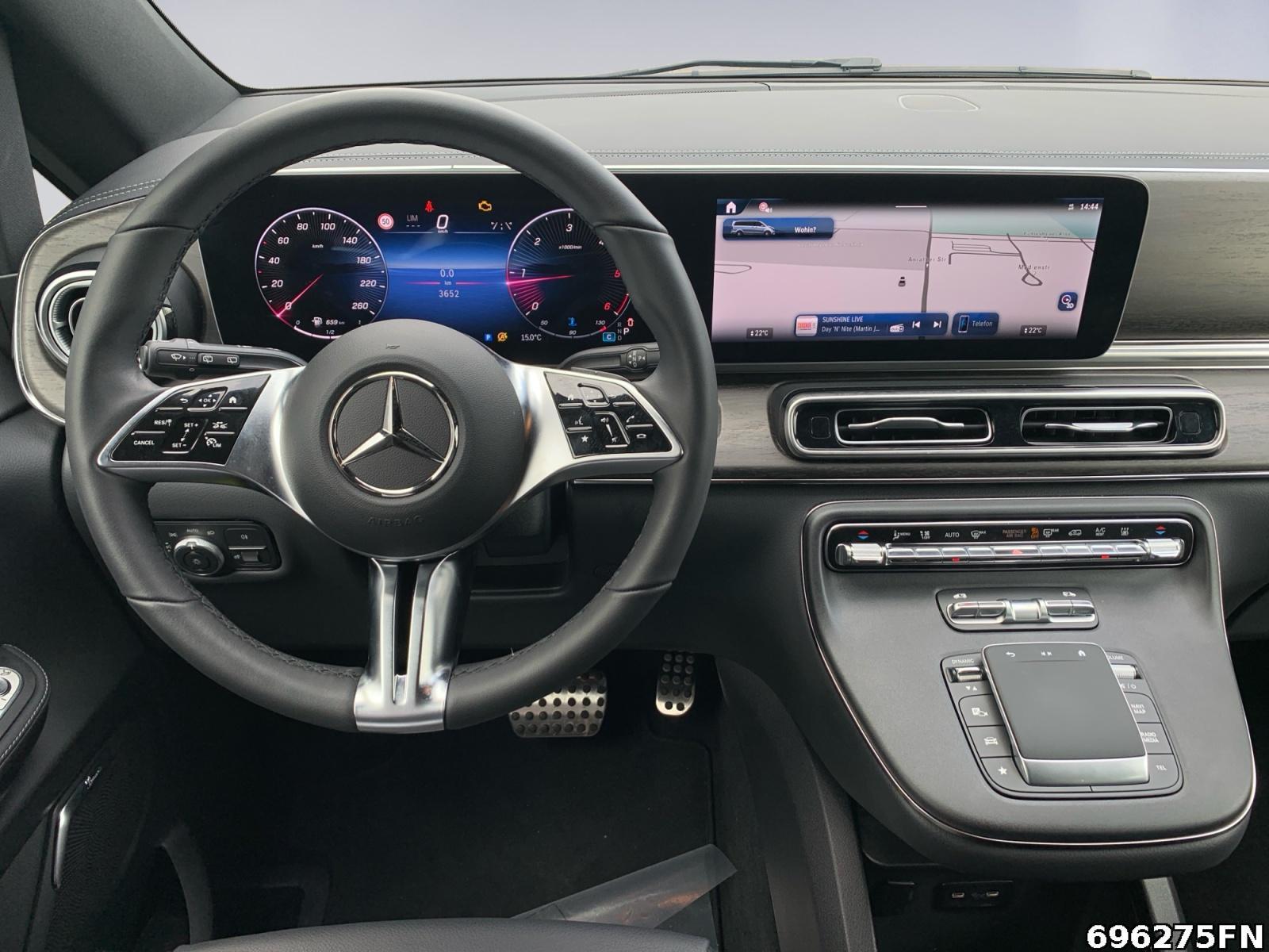 Fahrzeugabbildung Mercedes-Benz V 300 AVG/XXL *8 SITZE*STANDHEIZ*AHK*360° KAM*