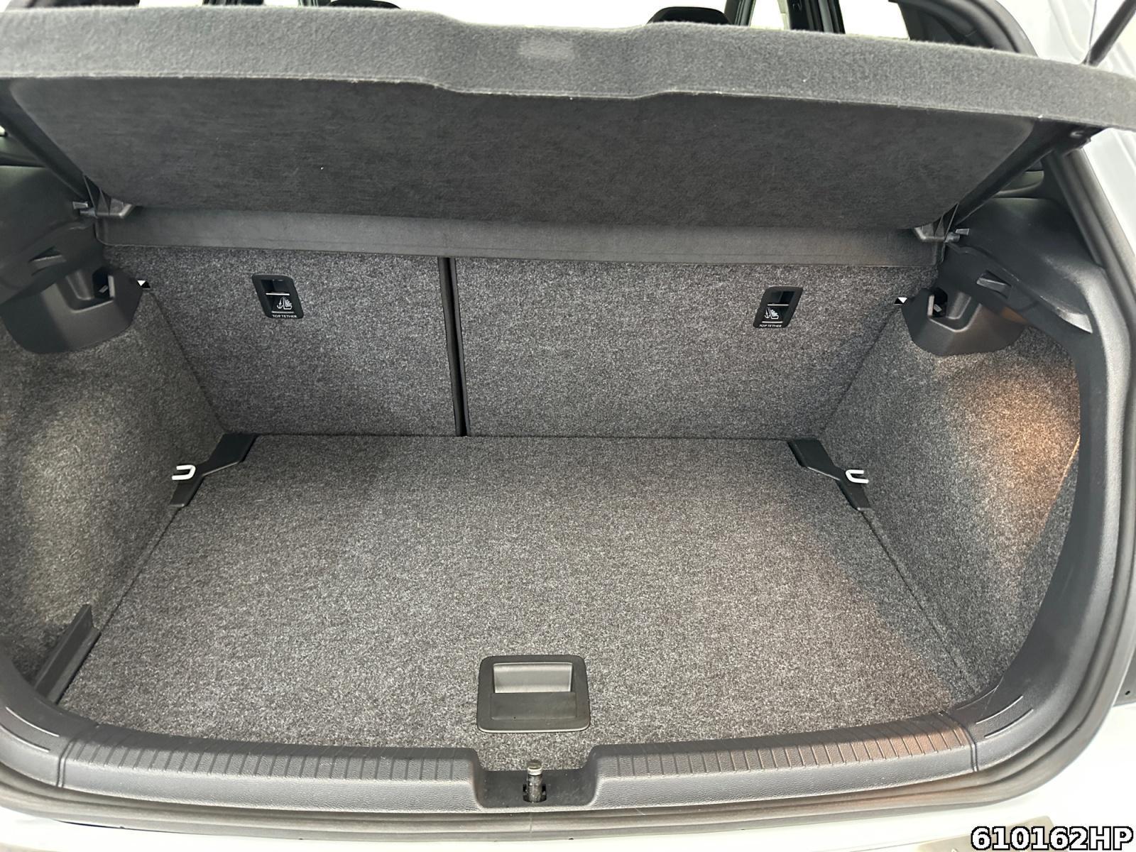 Fahrzeugabbildung Volkswagen Polo 1.0 TSI Highline LED Panorama Kamera SHZ