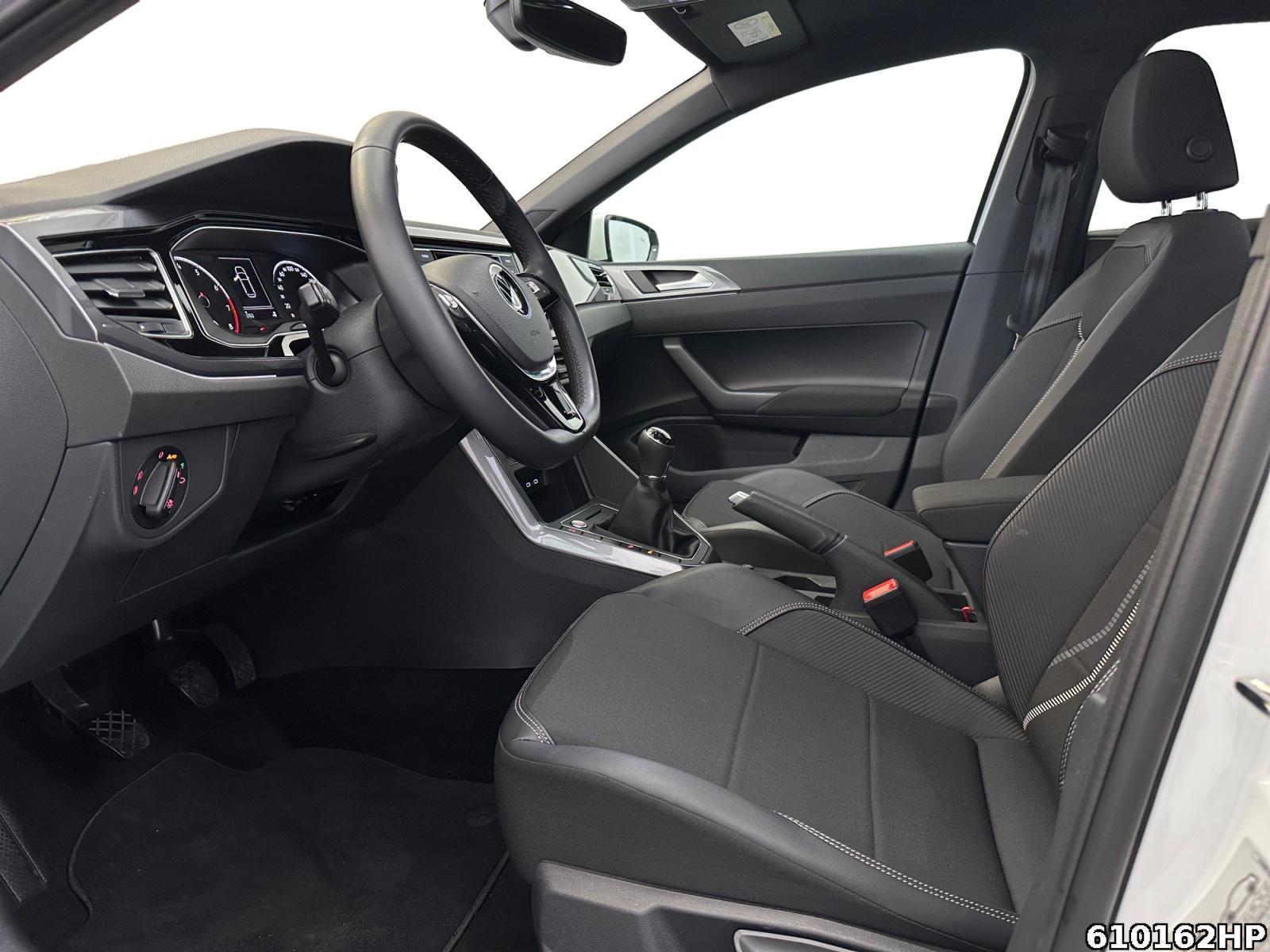 Fahrzeugabbildung Volkswagen Polo 1.0 TSI Highline LED Panorama Kamera SHZ