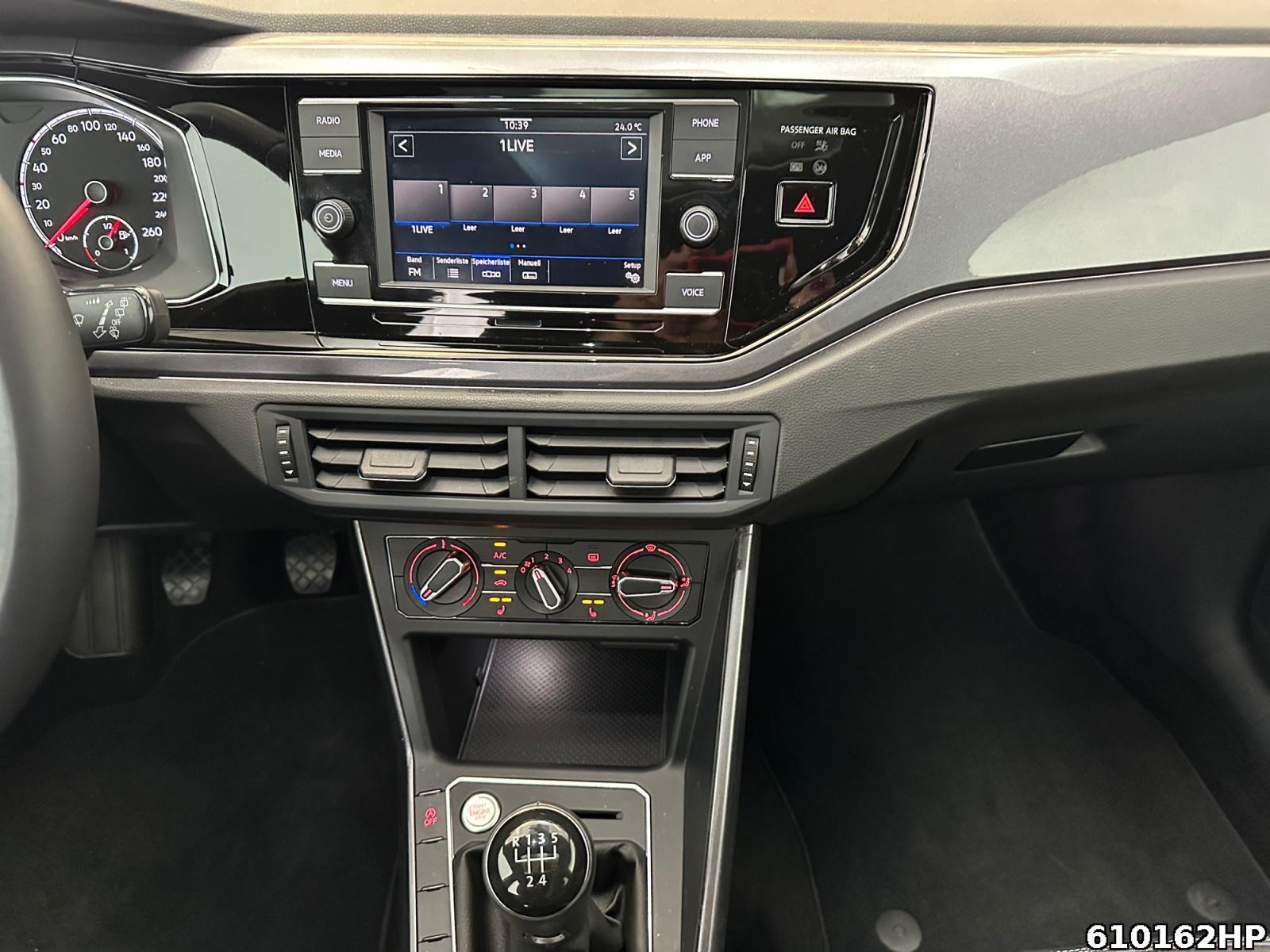 Fahrzeugabbildung Volkswagen Polo 1.0 TSI Highline LED Panorama Kamera SHZ
