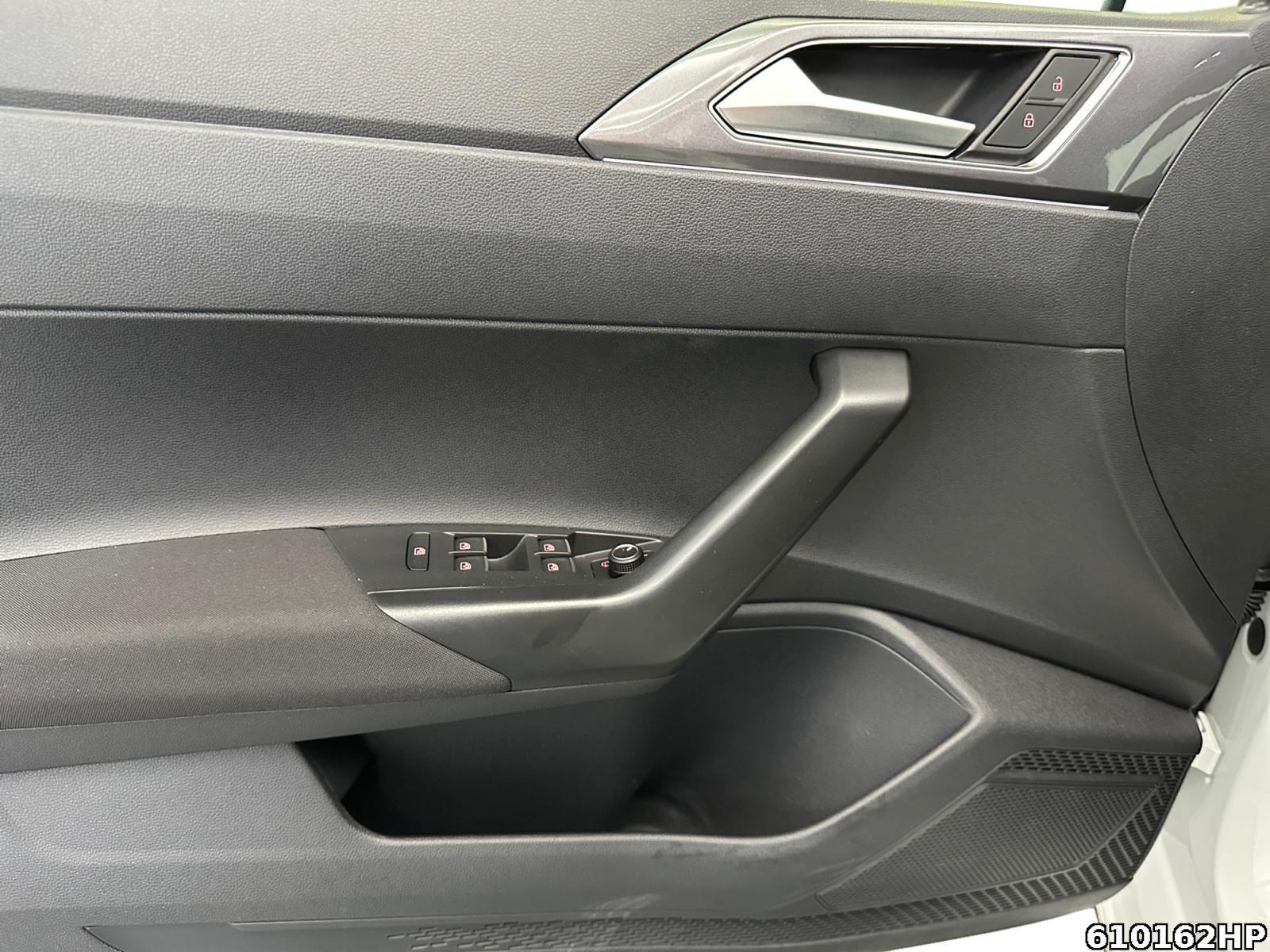 Fahrzeugabbildung Volkswagen Polo 1.0 TSI Highline LED Panorama Kamera SHZ