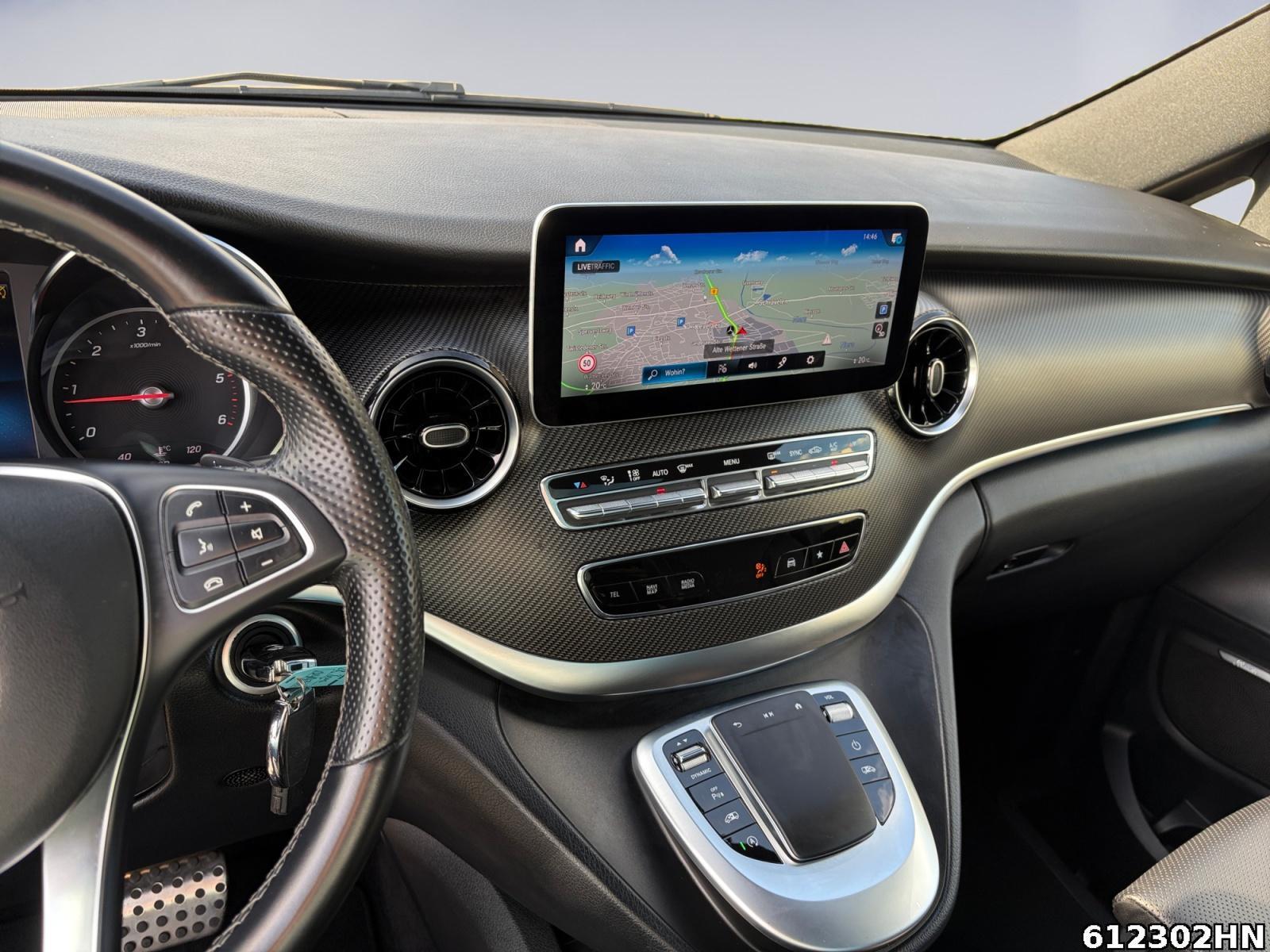 Fahrzeugabbildung Mercedes-Benz V 300 EAV/L *AMG*Panorama*Burmester*360°*Distron