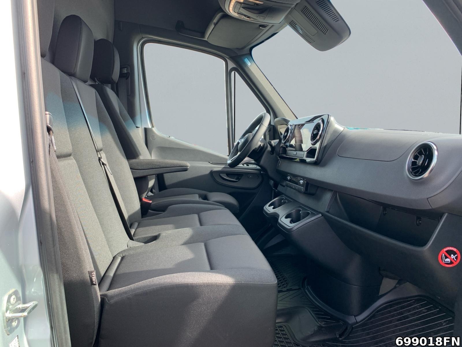 Fahrzeugabbildung Mercedes-Benz Sprinter 315 SELECT L2H2 LED*AHK*360° KAMERA*UVM