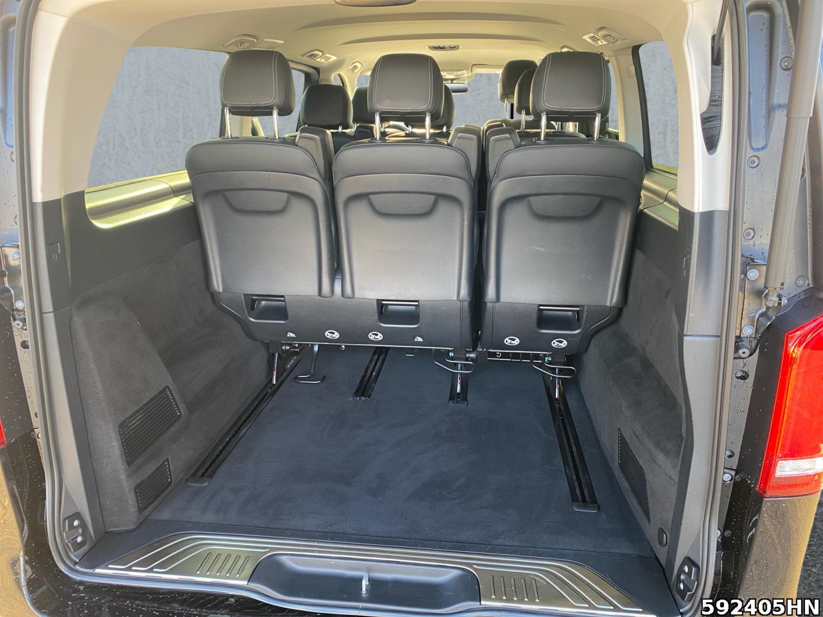 Fahrzeugabbildung Mercedes-Benz V 300 AVE/EL *4x4*Burmester*Distronic*el. Türen*