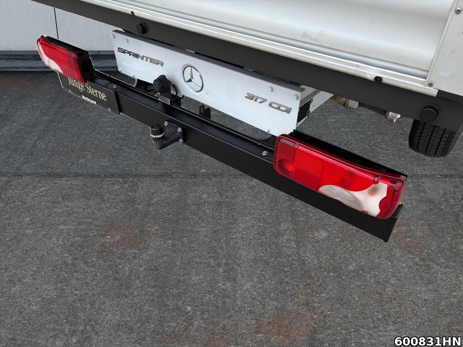 Fahrzeugabbildung Mercedes-Benz Sprinter 317 CDI *Maxi DoKa*AHK3,5t*Klima*Leder*