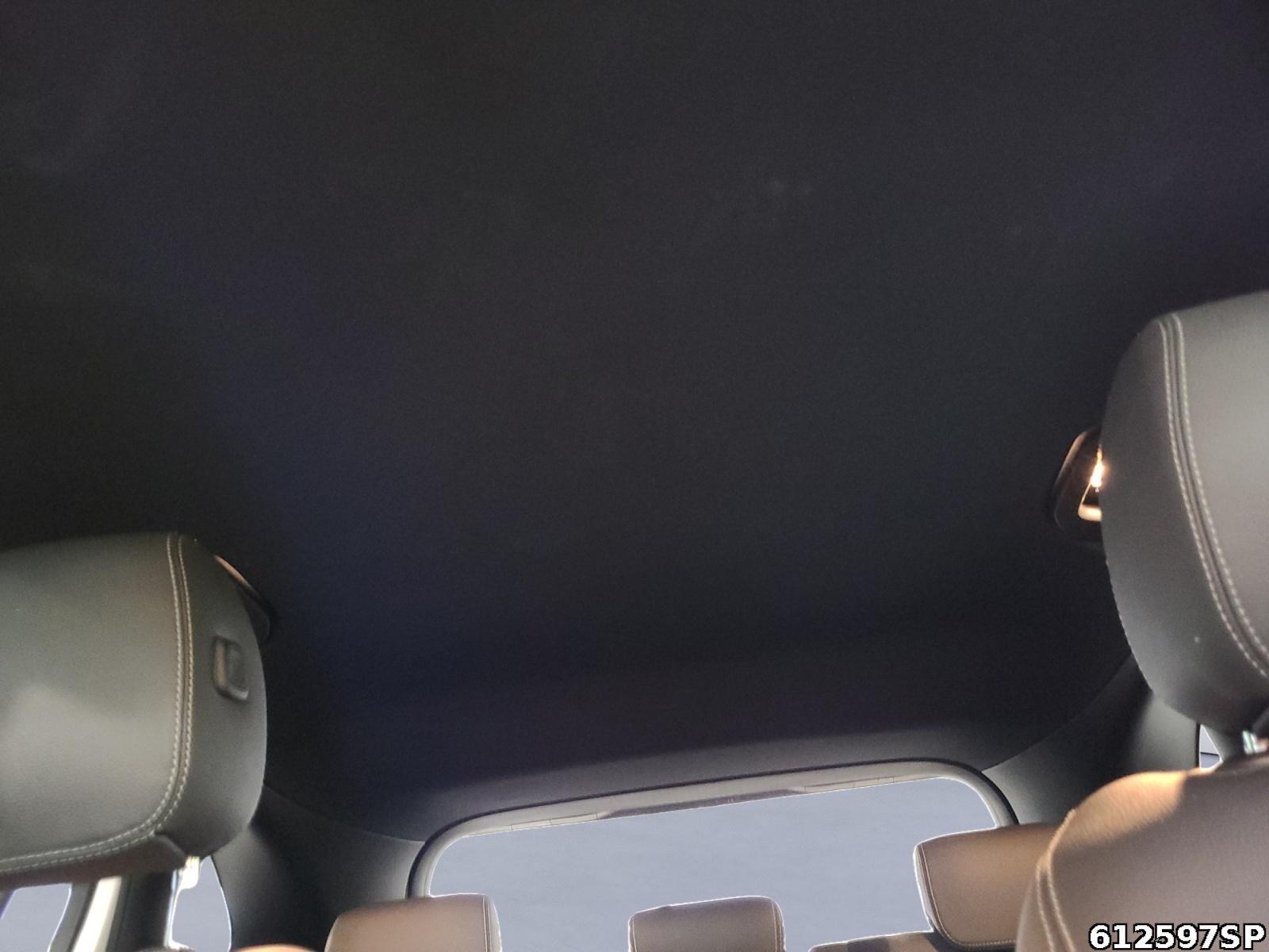 Fahrzeugabbildung Mercedes-Benz GLA 200 Progressive AHK Night Kamera LED