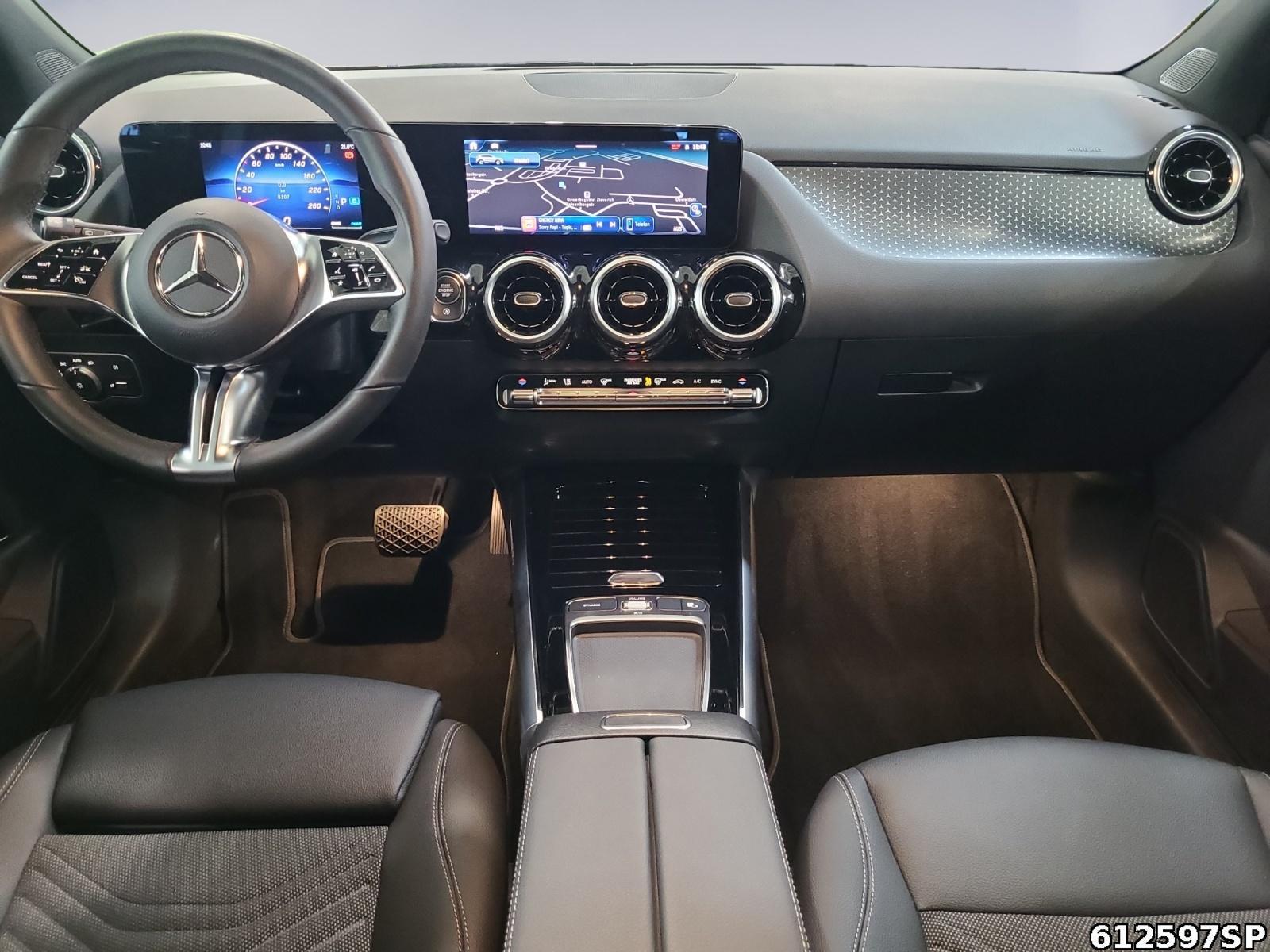 Fahrzeugabbildung Mercedes-Benz GLA 200 Progressive AHK Night Kamera LED