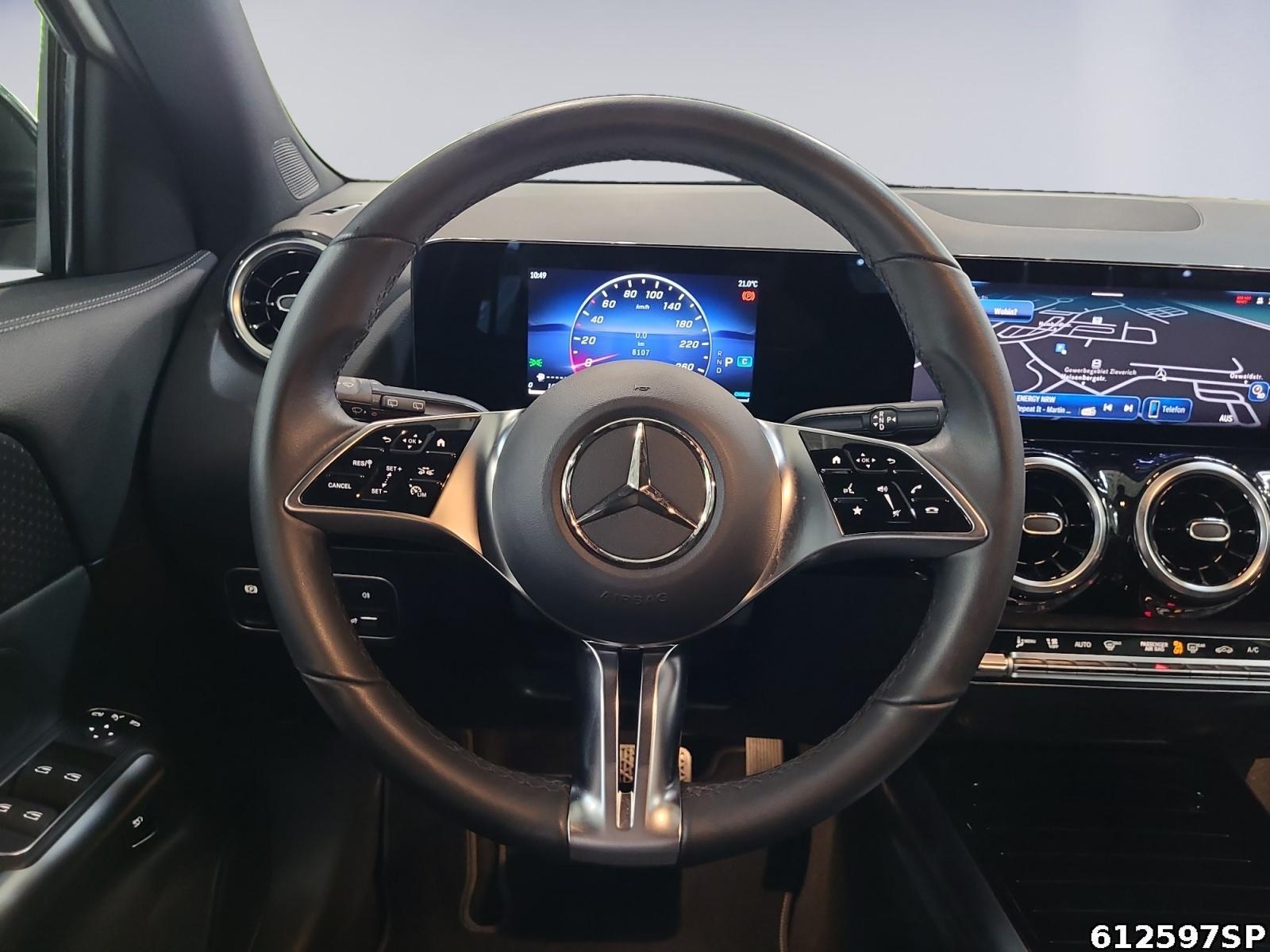 Fahrzeugabbildung Mercedes-Benz GLA 200 Progressive AHK Night Kamera LED