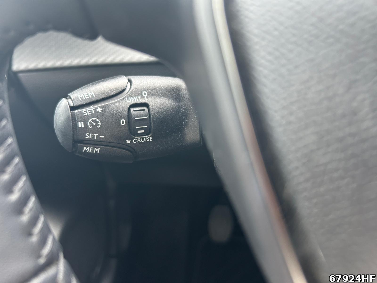 Fahrzeugabbildung Peugeot 208 Active 100