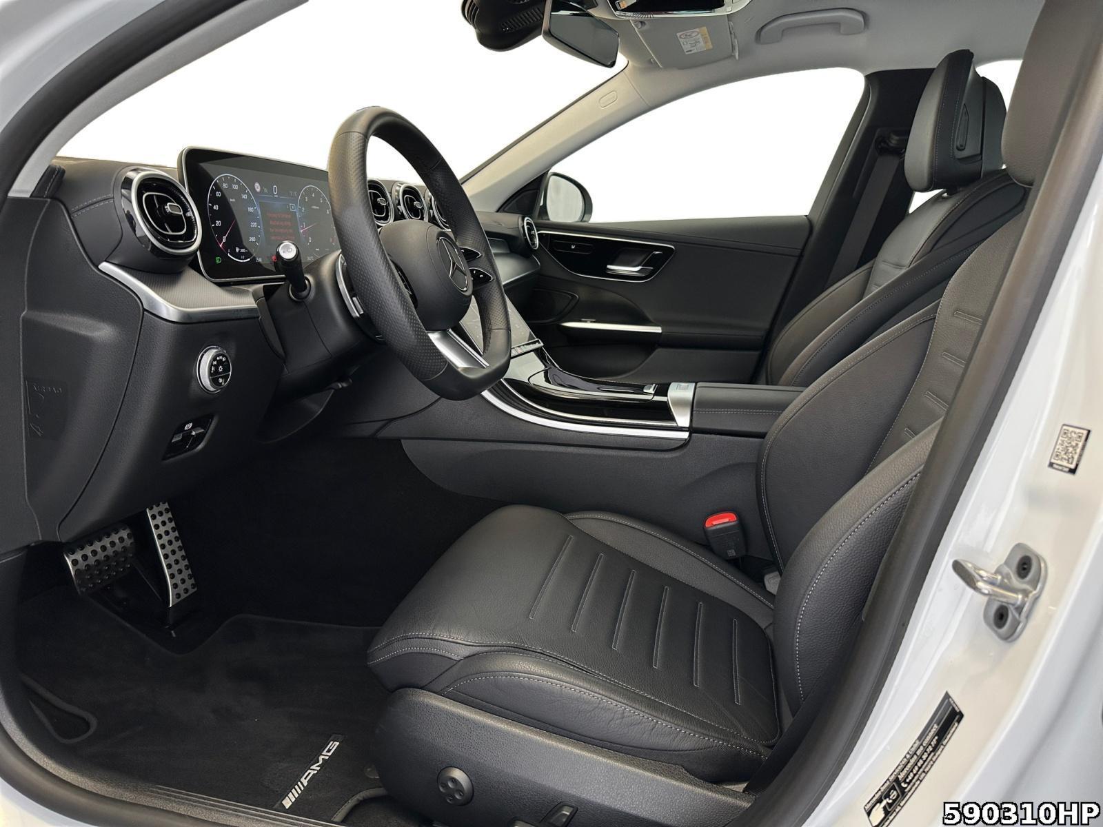 Fahrzeugabbildung Mercedes-Benz C 300 AMG Ambiente Kamera KEYLESS CarPlay LED