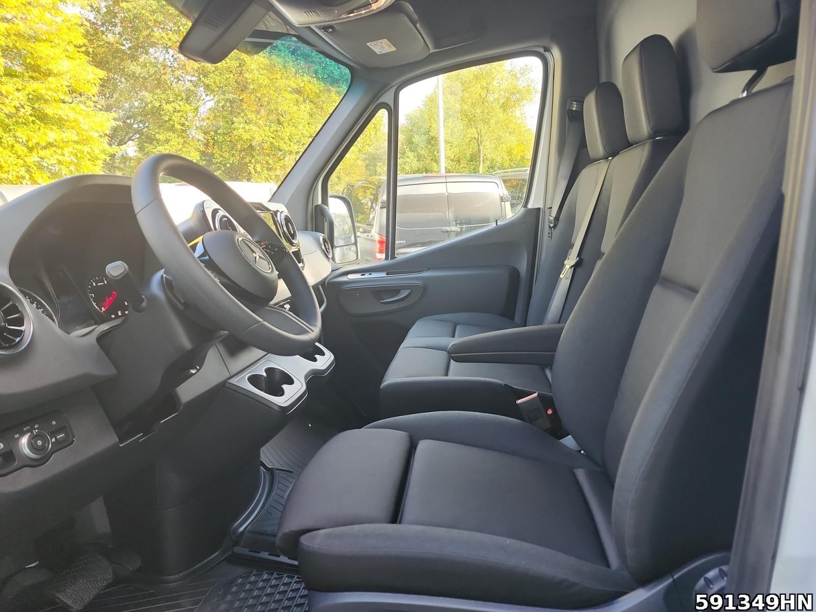 Fahrzeugabbildung Mercedes-Benz Sprinter 319 CDI Kasten PRO*L2H2*AHK*LED*Kamera