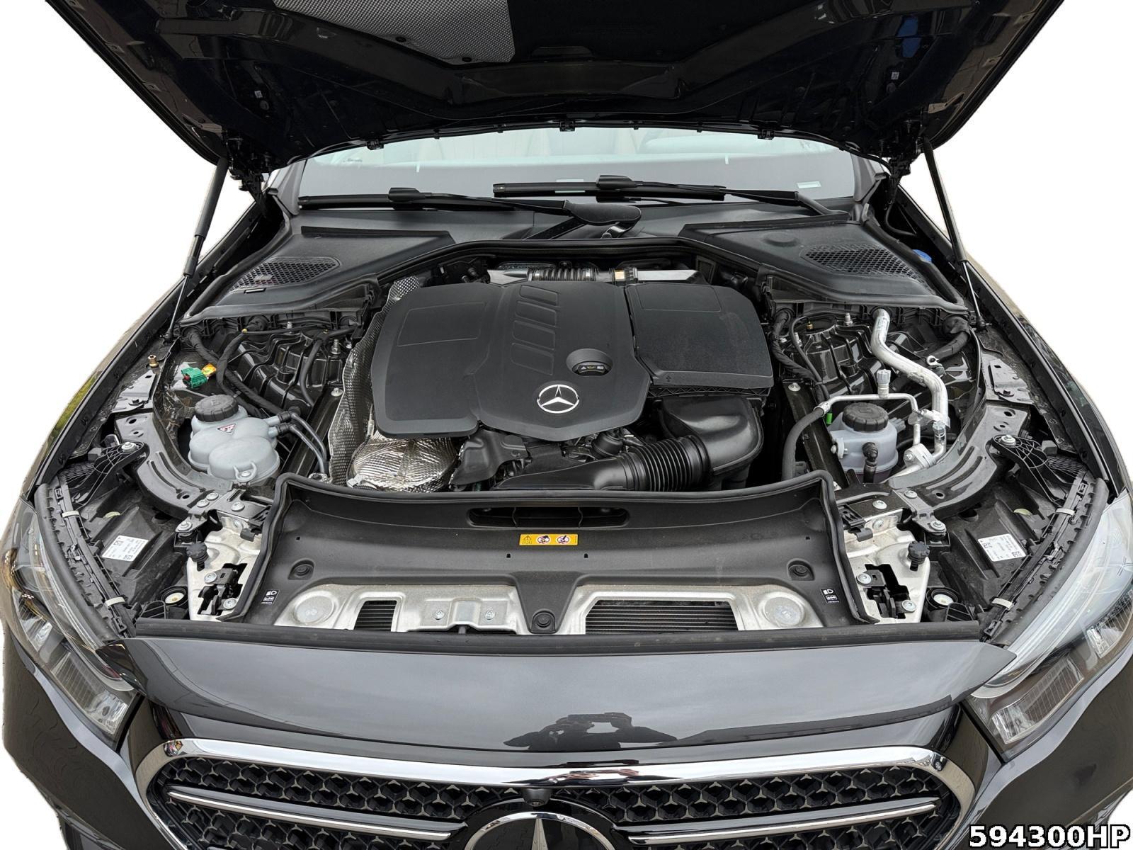 Fahrzeugabbildung Mercedes-Benz E 300 4M T All-Terrain 360°Panorama Burmester