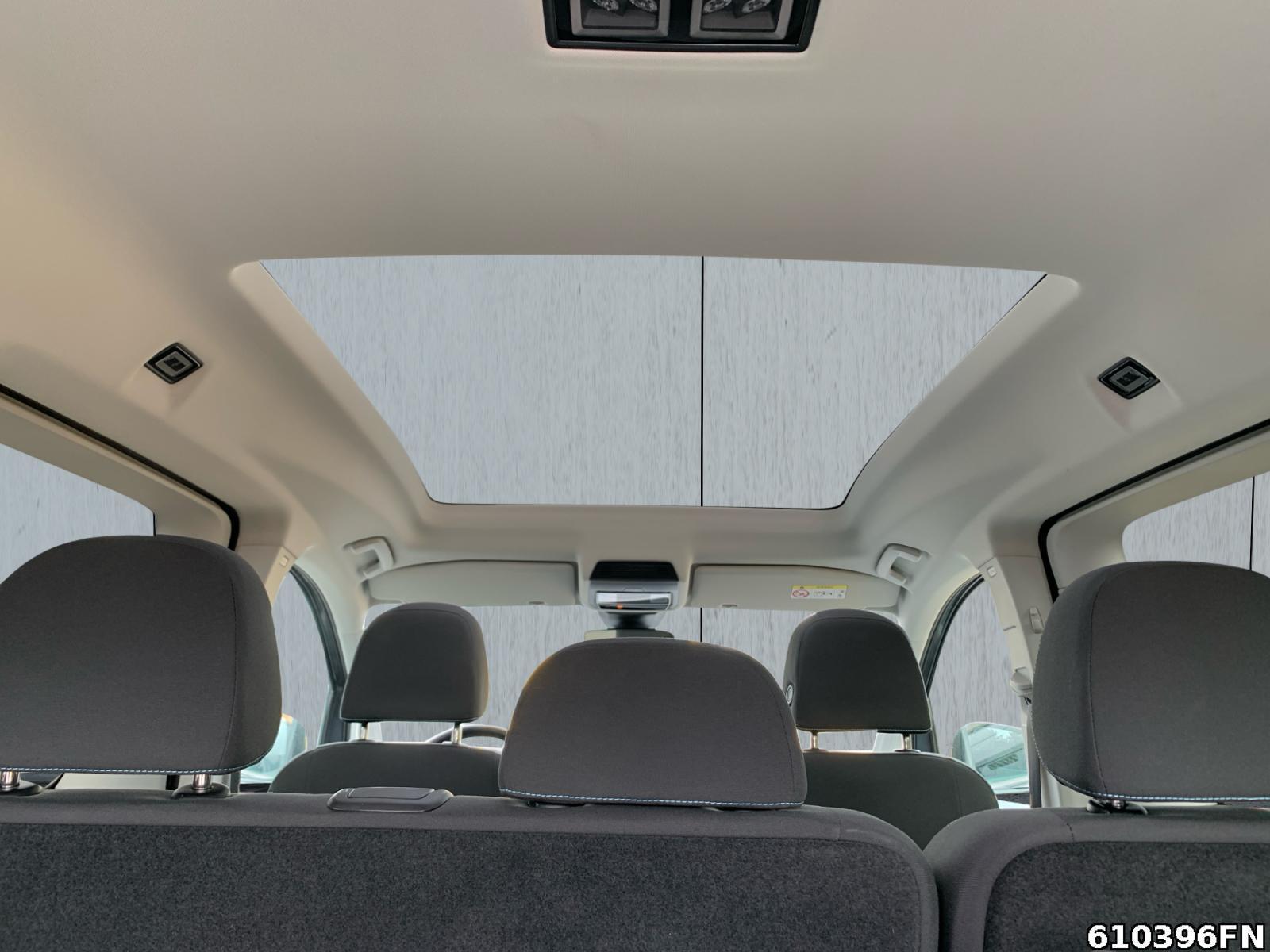 Fahrzeugabbildung Ford Tourneo Connect 2.0 Grand Active AWD 7 SITZE*4x4