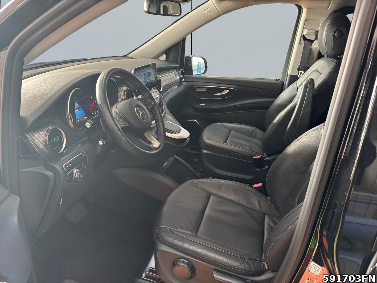 Fahrzeugabbildung Mercedes-Benz V-Klasse V 300 d AVANTGARDE *L'ED*Distronic*