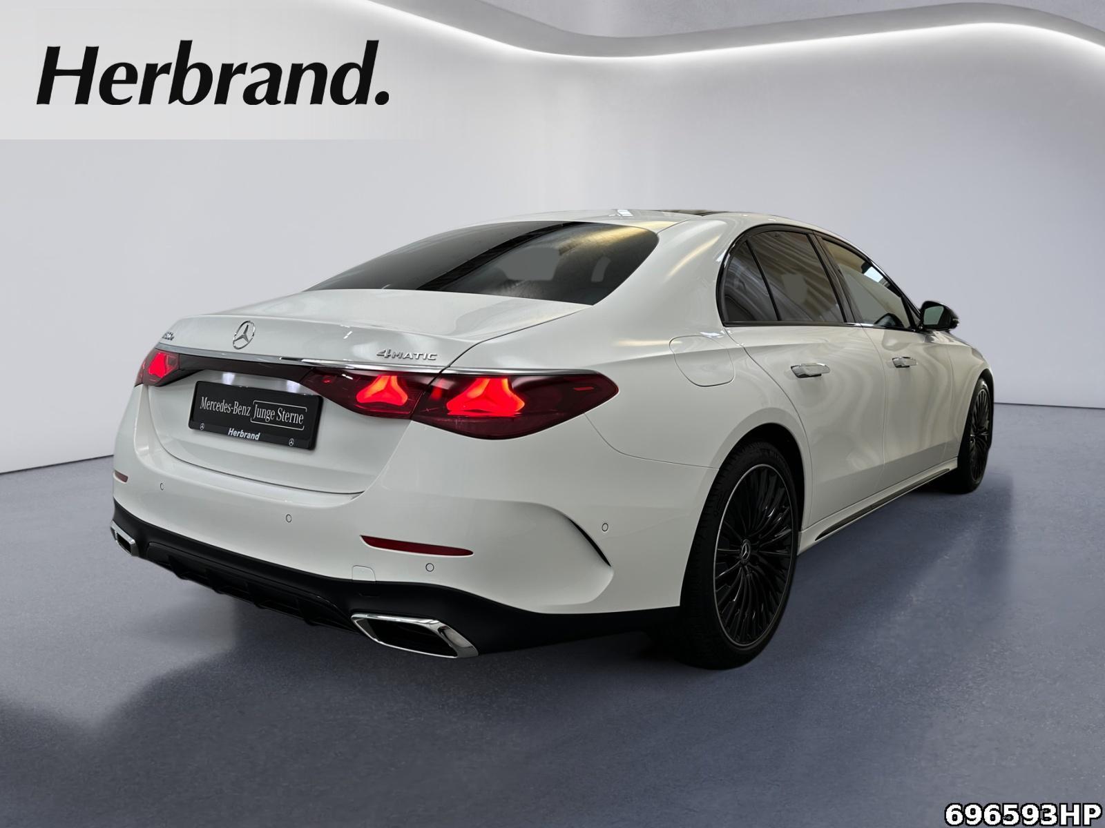 Fahrzeugabbildung Mercedes-Benz E 400 e 4M AMG Night Pano 360° DIGITAL LIGHT 20