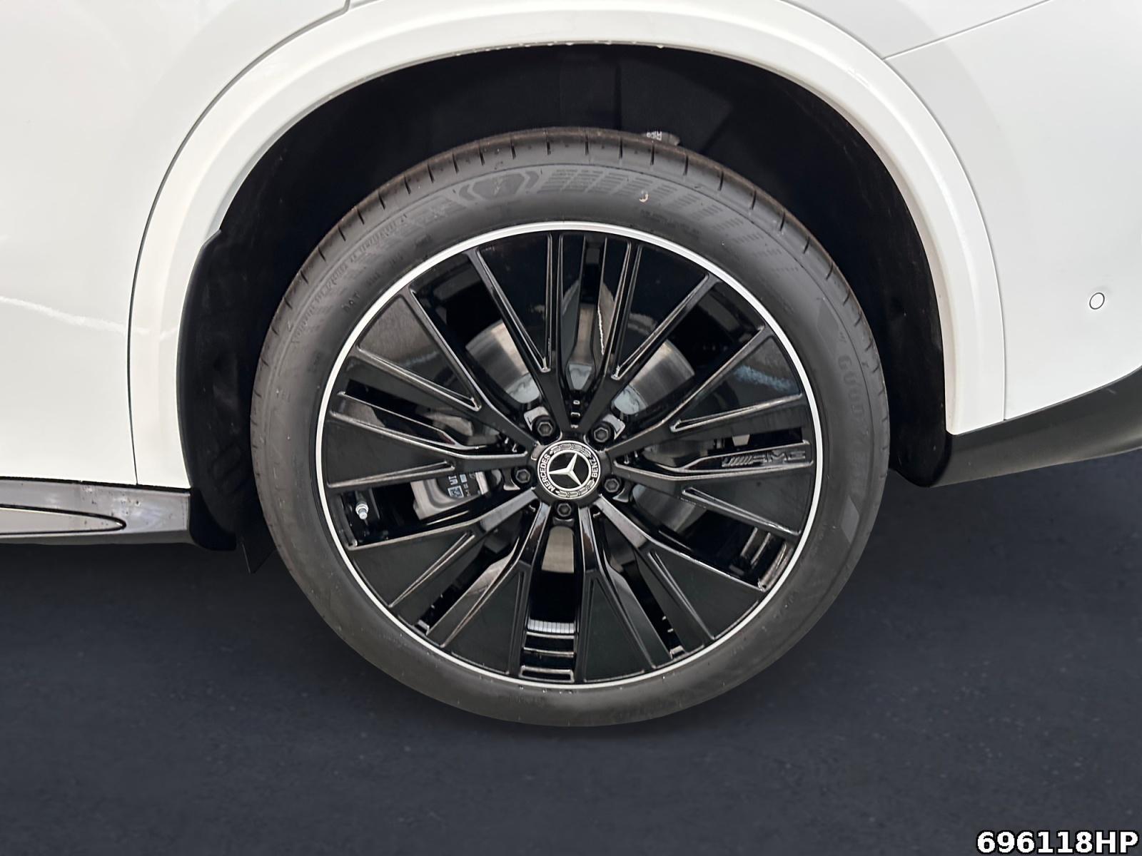 Fahrzeugabbildung Mercedes-Benz GLC 400 4MATIC +AMG+NIGHT+BURMESTER+SKYCONTR+