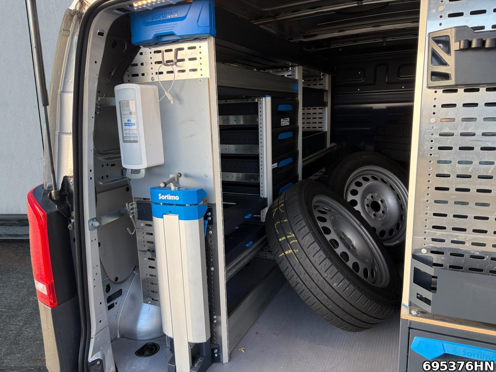 Fahrzeugabbildung Mercedes-Benz Vito 114 CDI *LED*Distronic*Sortimo*Automatik*