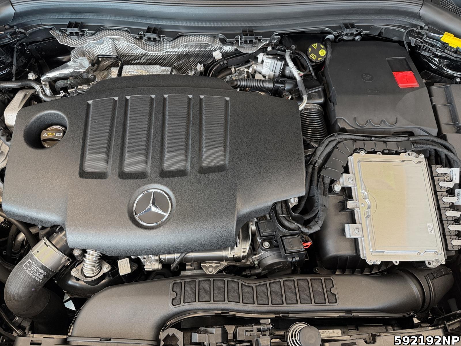 Fahrzeugabbildung Mercedes-Benz GLA 200 d AMG Keyless-Go Kamera LED Ambiente