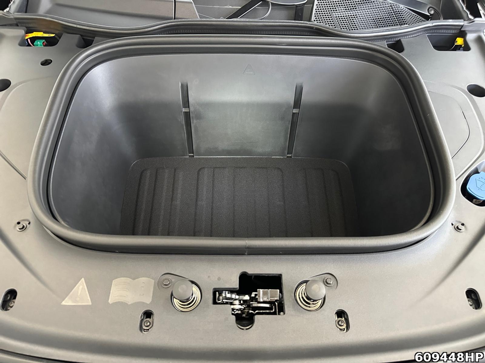 Fahrzeugabbildung Mercedes-Benz GLB 250 +AMG+MEMORY+KEYLESS+360°KAM+NIGHT+