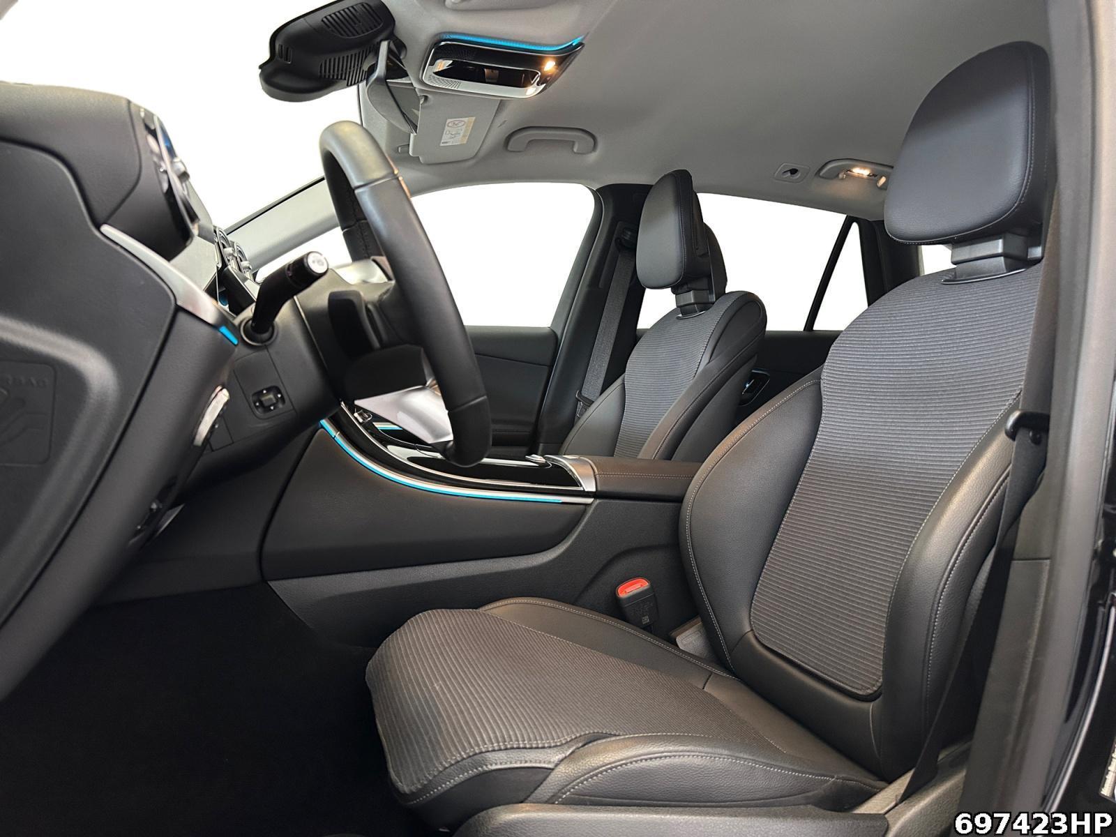 Fahrzeugabbildung Mercedes-Benz GLC 220 d 4M Avantgarde AHK Memory Totw. Spurha