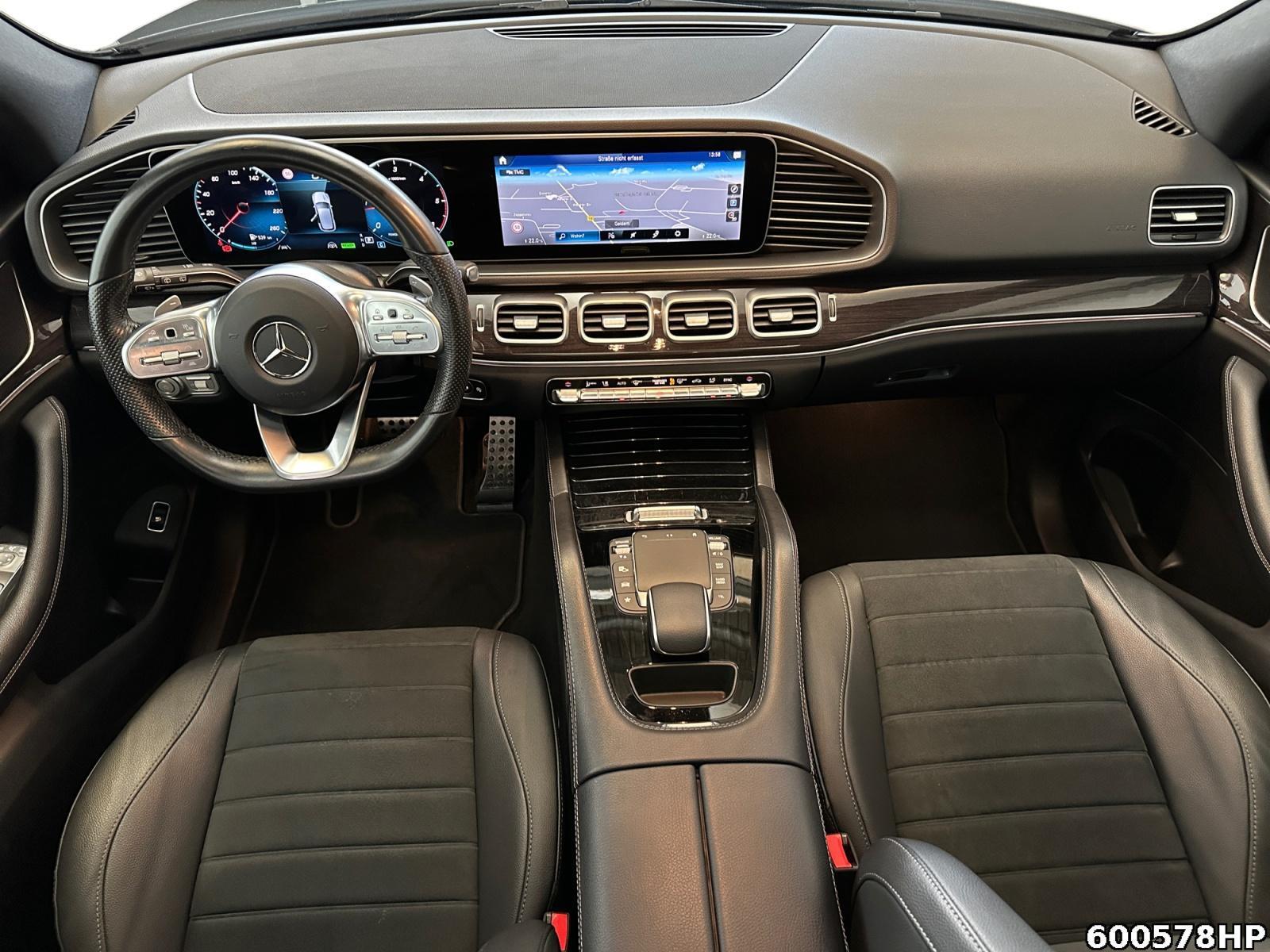Fahrzeugabbildung Mercedes-Benz GLE 300 d 4M Pano DISTRONIC AHK CarPlay Widesrc
