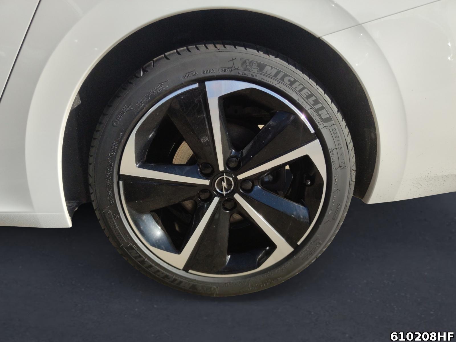 Fahrzeugabbildung Opel Astra 1,2 Turbo
