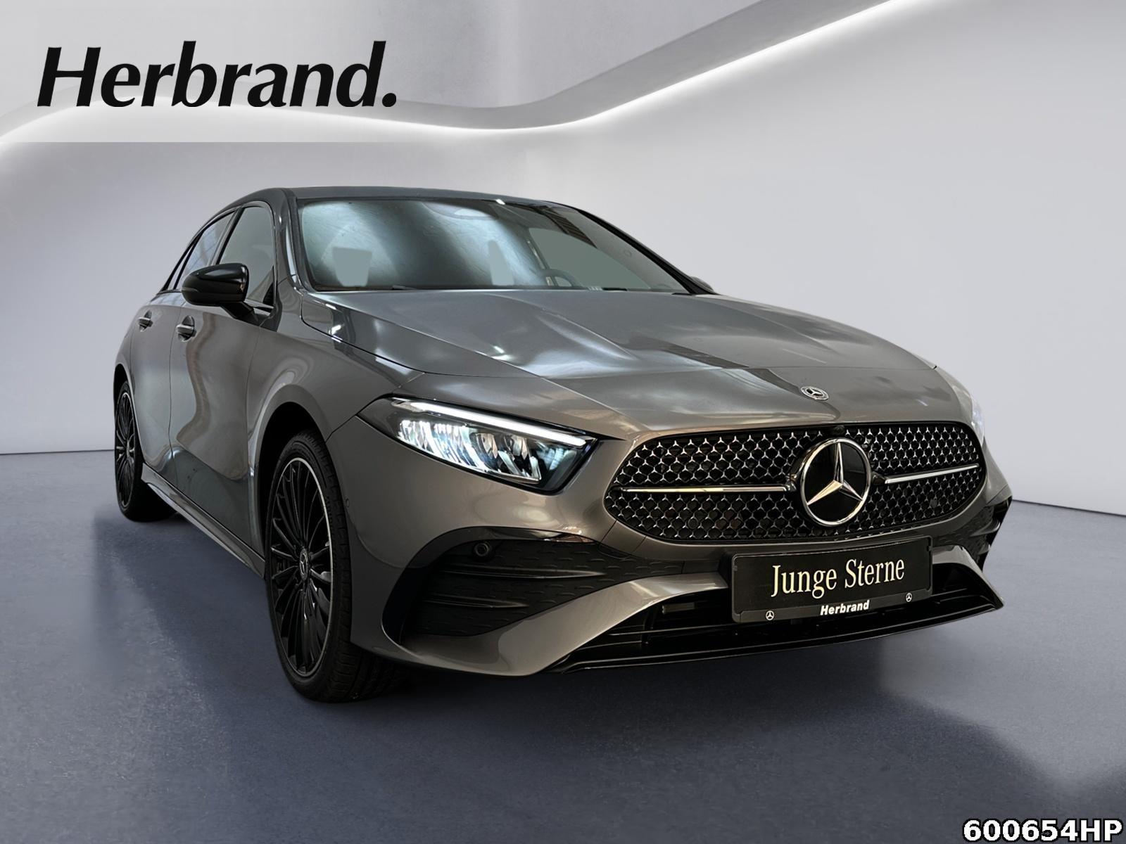 Fahrzeugabbildung Mercedes-Benz A 250 AMG Night AHK Kamera Ambiente KeylessGo