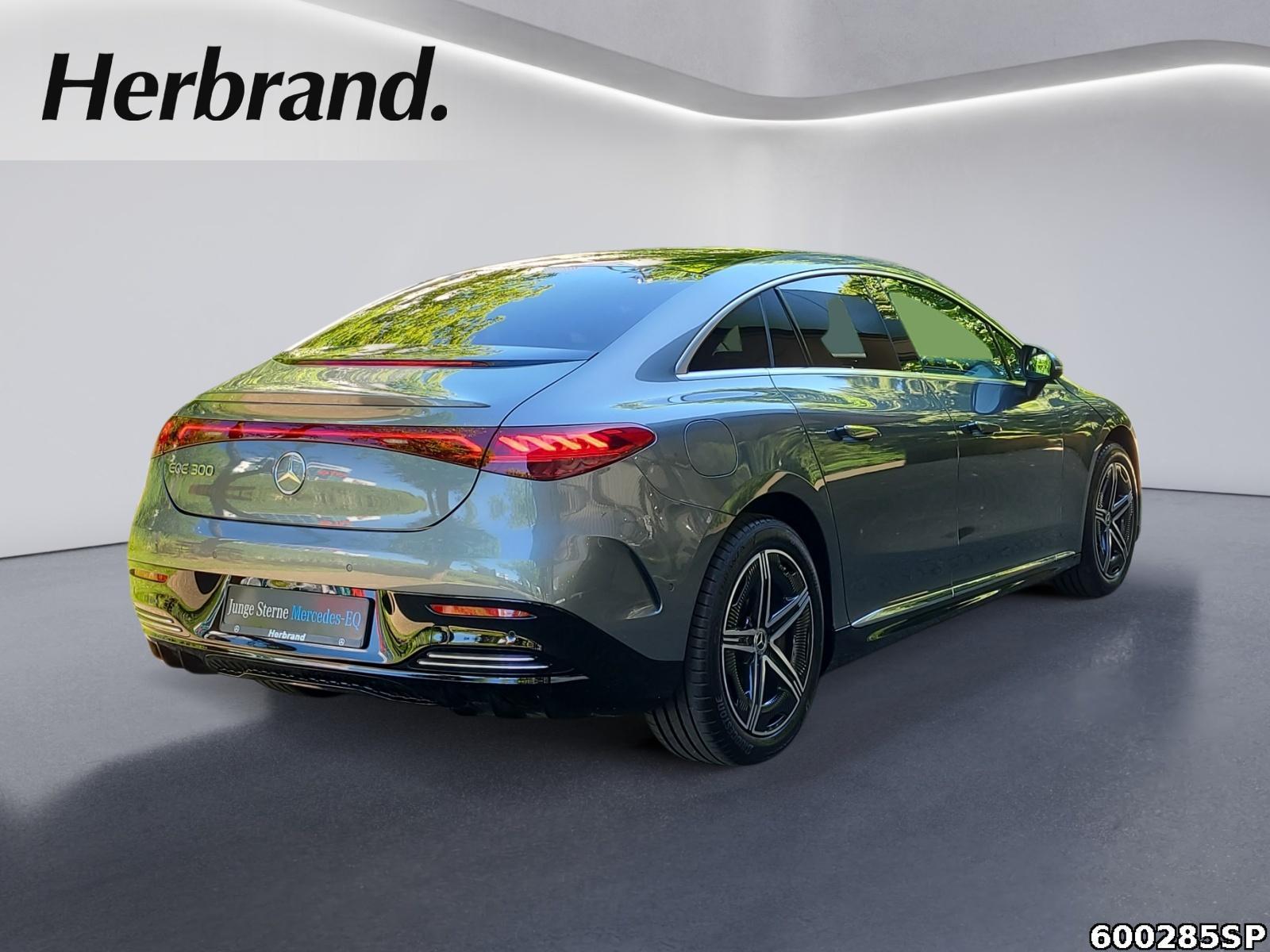 Fahrzeugabbildung Mercedes-Benz EQE AMG Pano Memory Distronic CarPlay Totw.