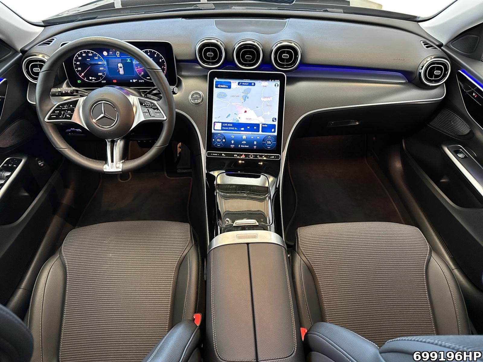Fahrzeugabbildung Mercedes-Benz C 200 T Avantgarde AHK CarPlay Totw Ambiente