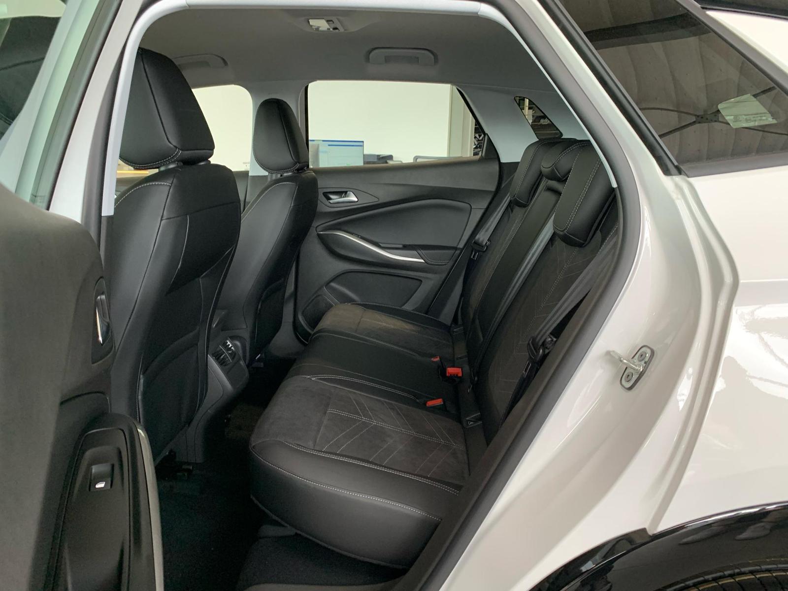 Fahrzeugabbildung Opel Grandland X GS +NAVI+SHZ+CARPLAY+TEMPOMAT+KAMERA