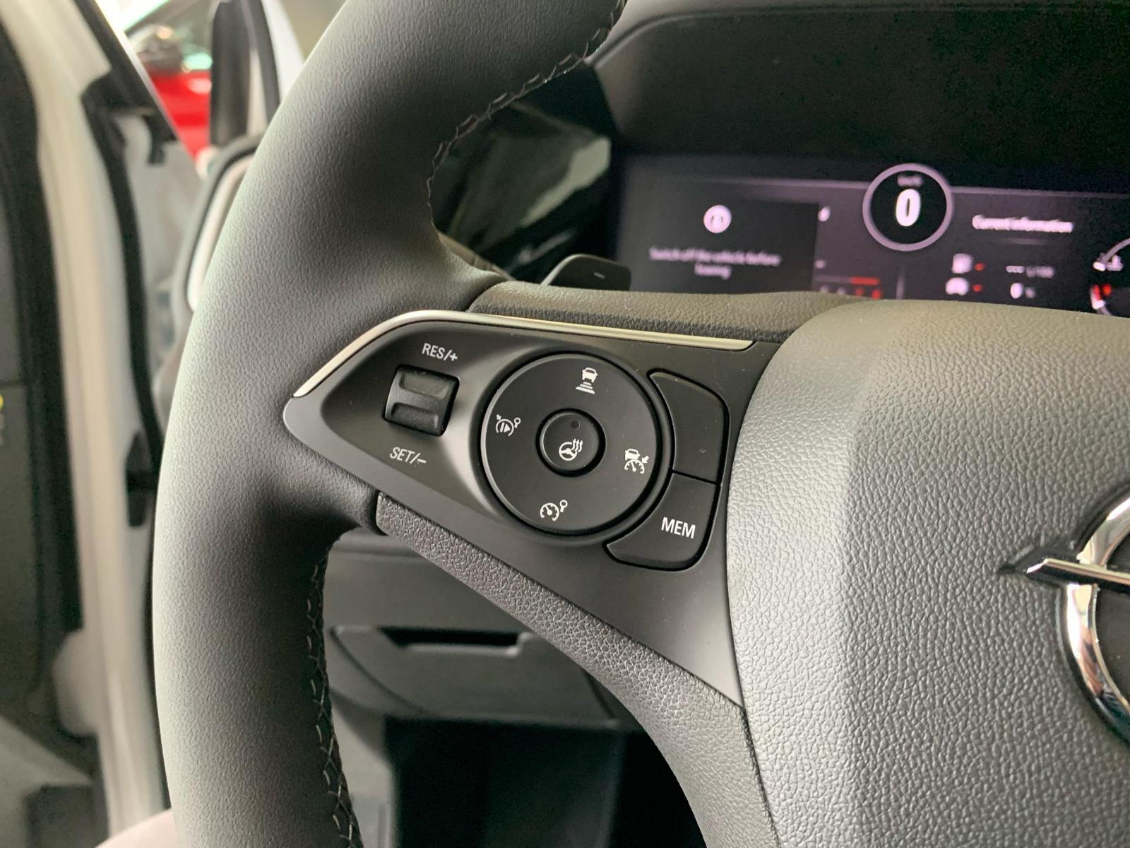 Fahrzeugabbildung Opel Grandland X GS +NAVI+SHZ+CARPLAY+TEMPOMAT+KAMERA