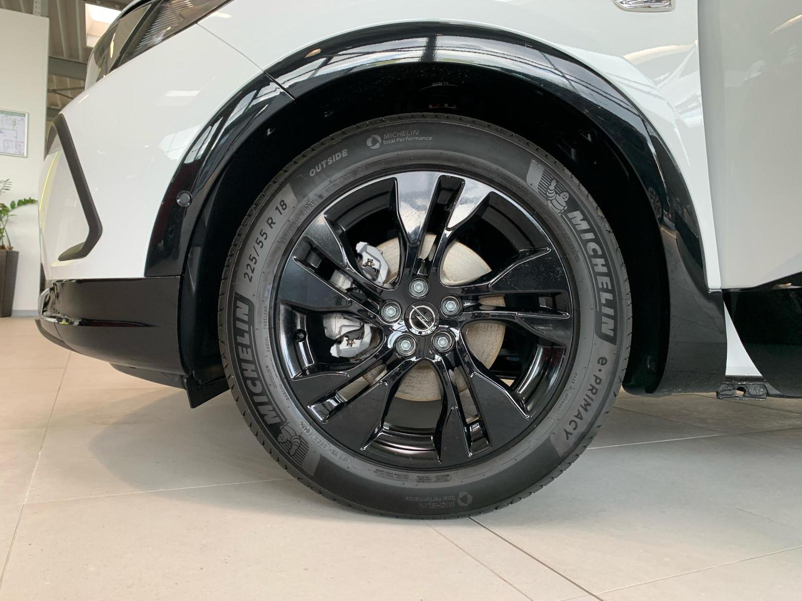 Fahrzeugabbildung Opel Grandland X GS +NAVI+SHZ+CARPLAY+TEMPOMAT+KAMERA