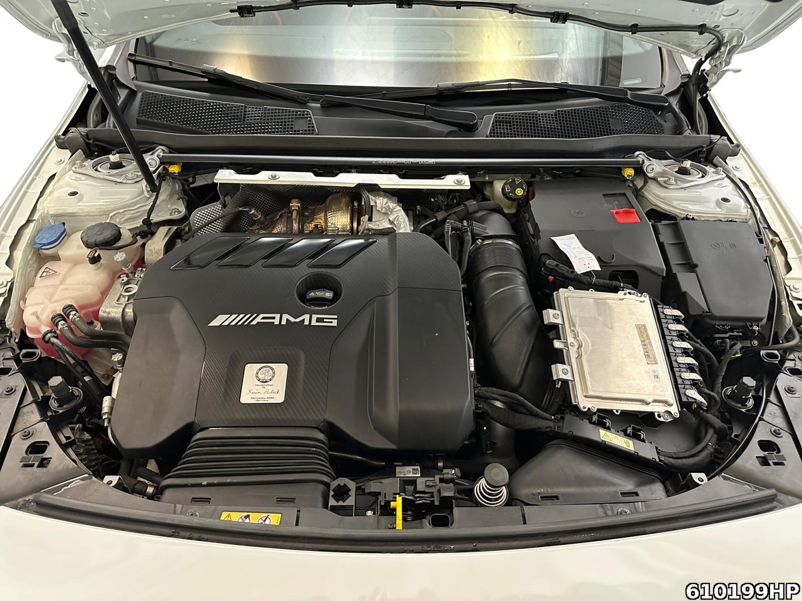 Fahrzeugabbildung Mercedes-Benz CLA 45 AMG Shooting Brake S Burmester Pano HUD Night Perf.