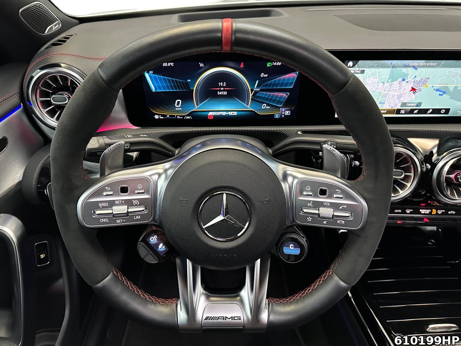 Fahrzeugabbildung Mercedes-Benz CLA 45 AMG Shooting Brake S Burmester Pano HUD Night Perf.