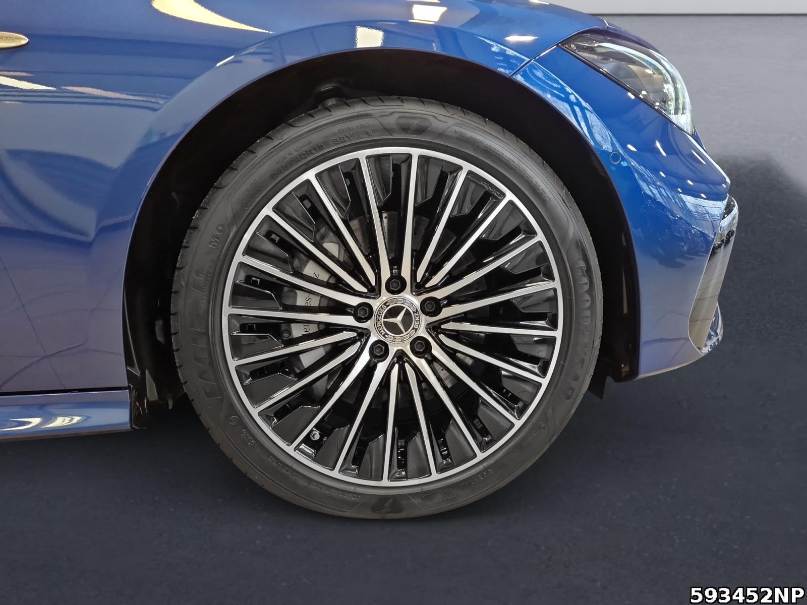 Fahrzeugabbildung Mercedes-Benz CLE 300 e AMG Digital-Light Distronic Pano 360°