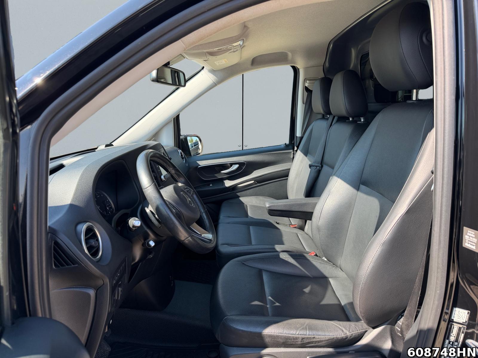 Fahrzeugabbildung Mercedes-Benz Vito 119 CDI *LED*4x4*AHK2,5t*Navi*Automatik*