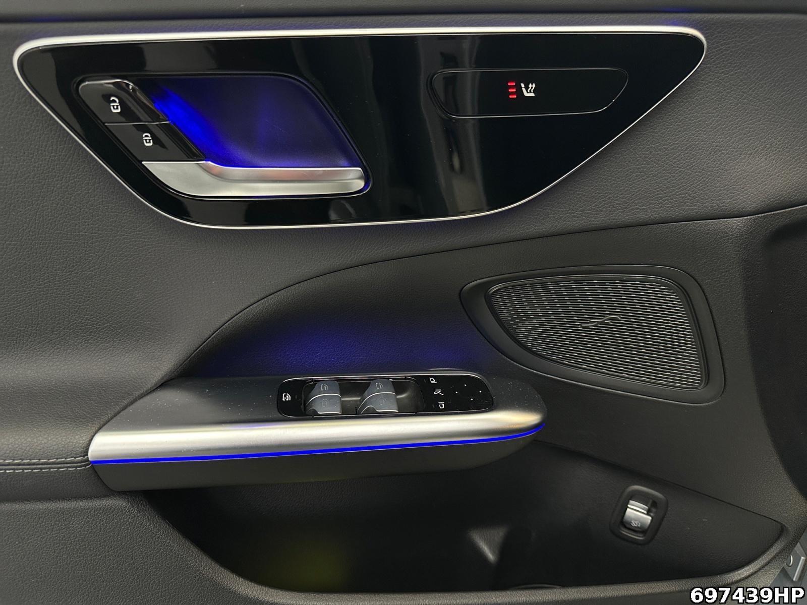 Fahrzeugabbildung Mercedes-Benz C 300 d T AMG Night Kamera Easypack Ambiente