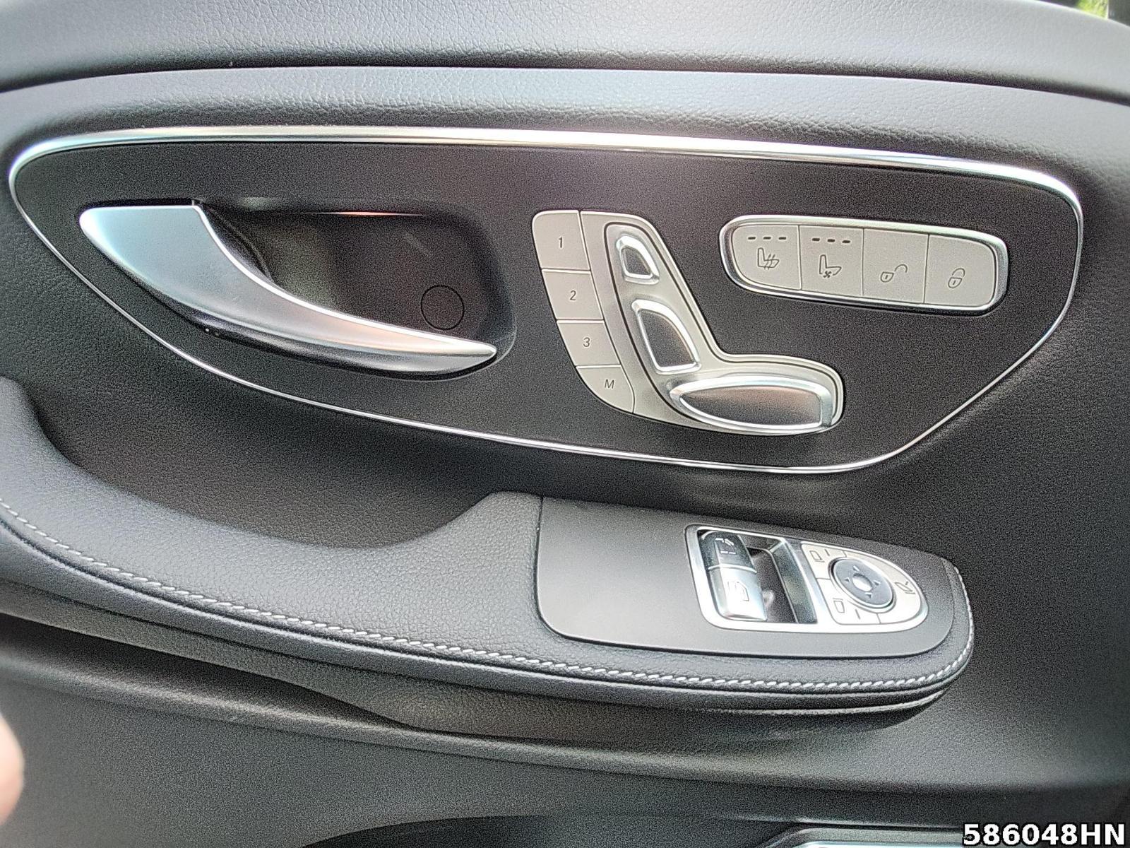Fahrzeugabbildung Mercedes-Benz V 250 AVG/L AMG AIRMATIC*STANDHEIZ*SITZBELÜFTUNG