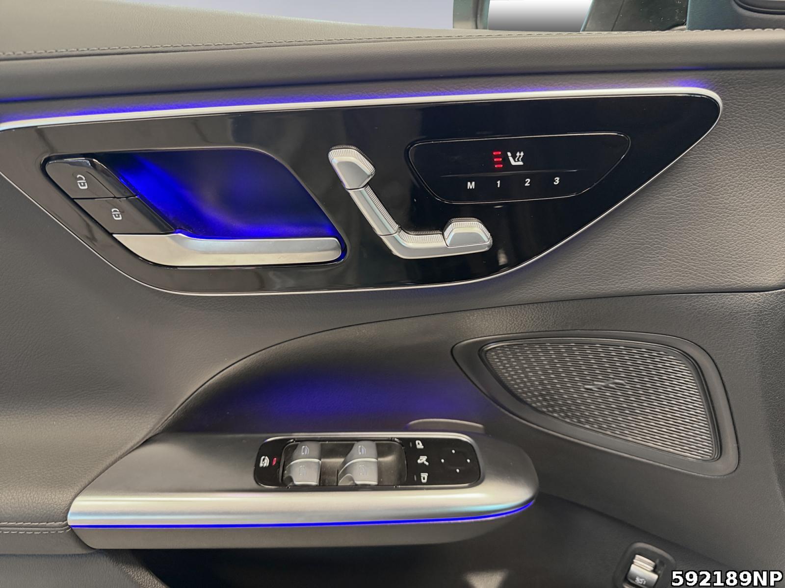 Fahrzeugabbildung Mercedes-Benz C 300 d T AMG AHK DIGITAL LIGHT Memory DISTRONIC