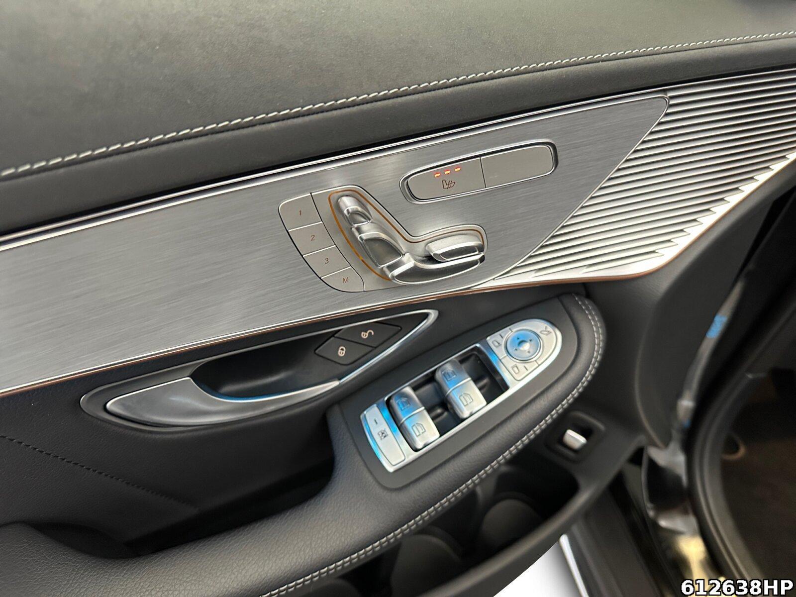 Fahrzeugabbildung Mercedes-Benz EQC 4M AMG AHK 360° Distronic 21