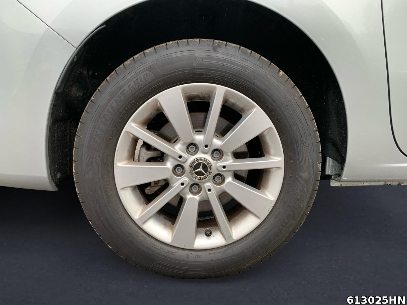 Fahrzeugabbildung Mercedes-Benz EQT 200 XXL 7 SITZE*WINTER-PAKET*LED*KAMERA*NAVI